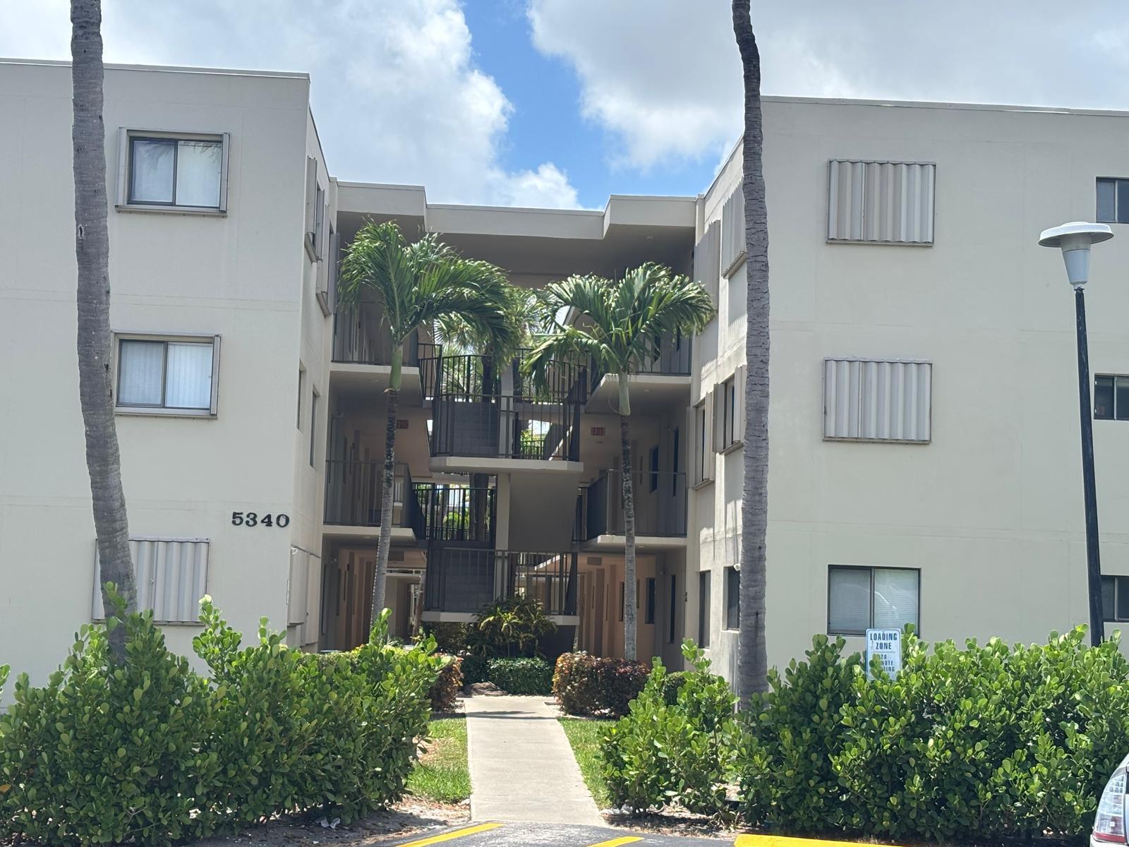 5340 Las Verdes Circle 222 — photo