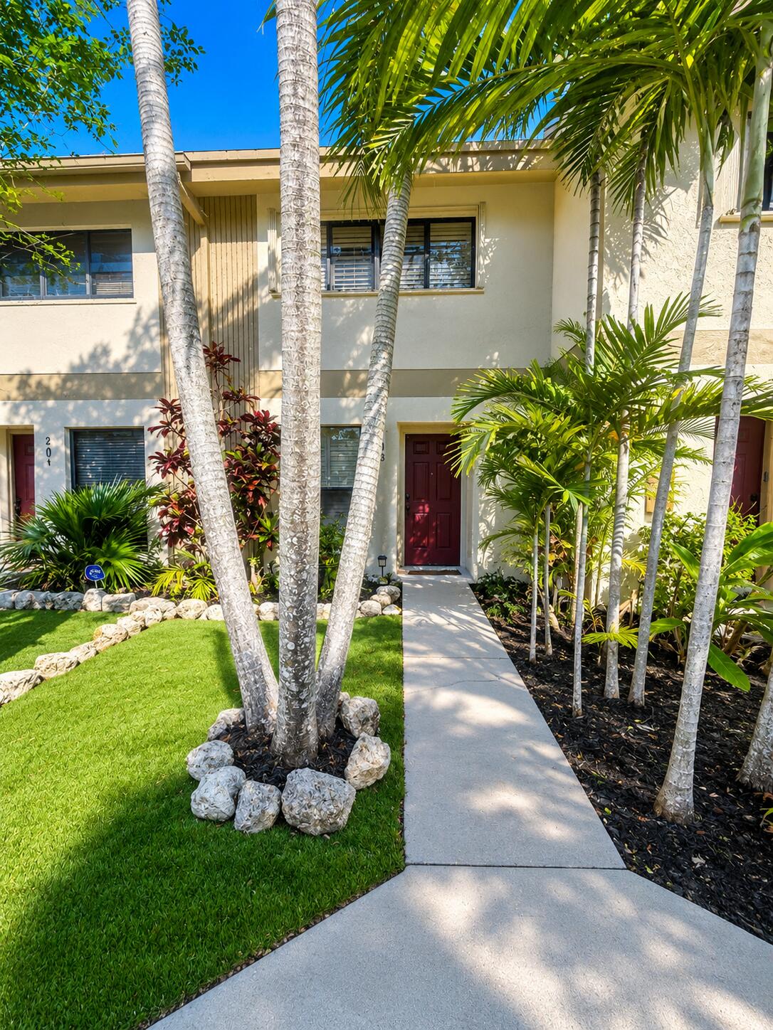 3062 S Oakland Forest Drive 203 — photo
