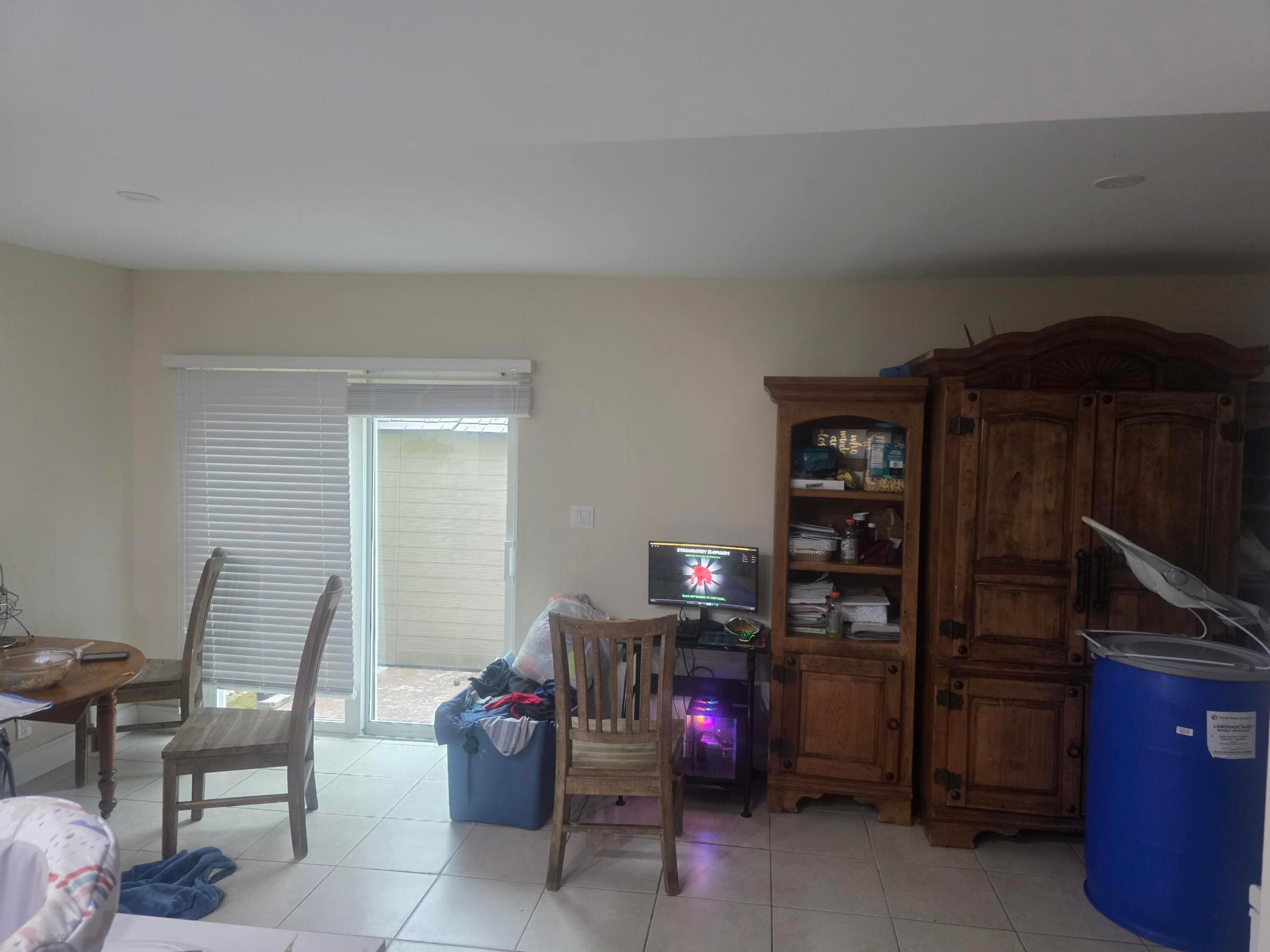 Home in Tamarac, FL 33321 — photo 2