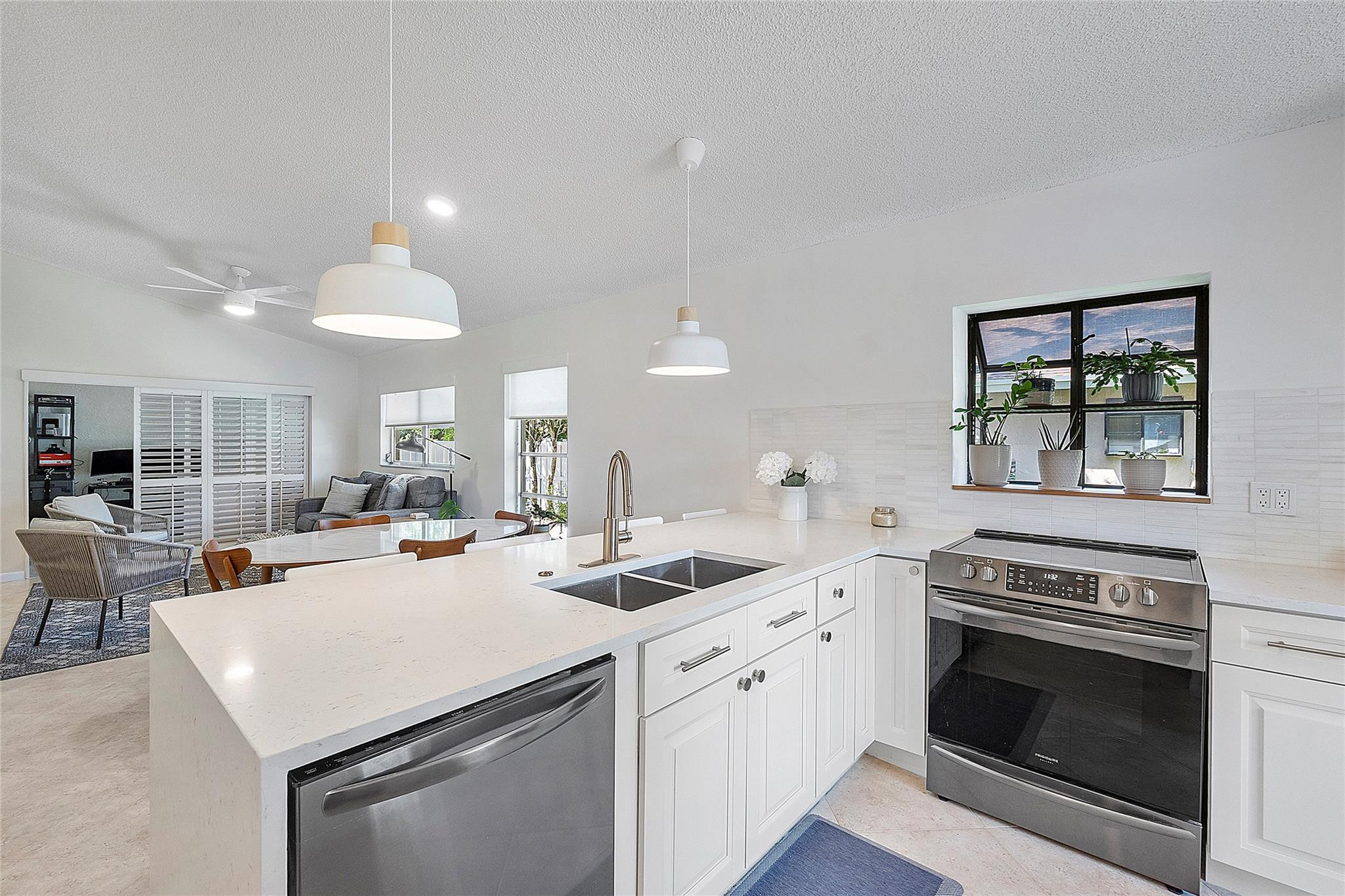 8230 Springtree Road, Boca Raton, FL 33496 — photo 2