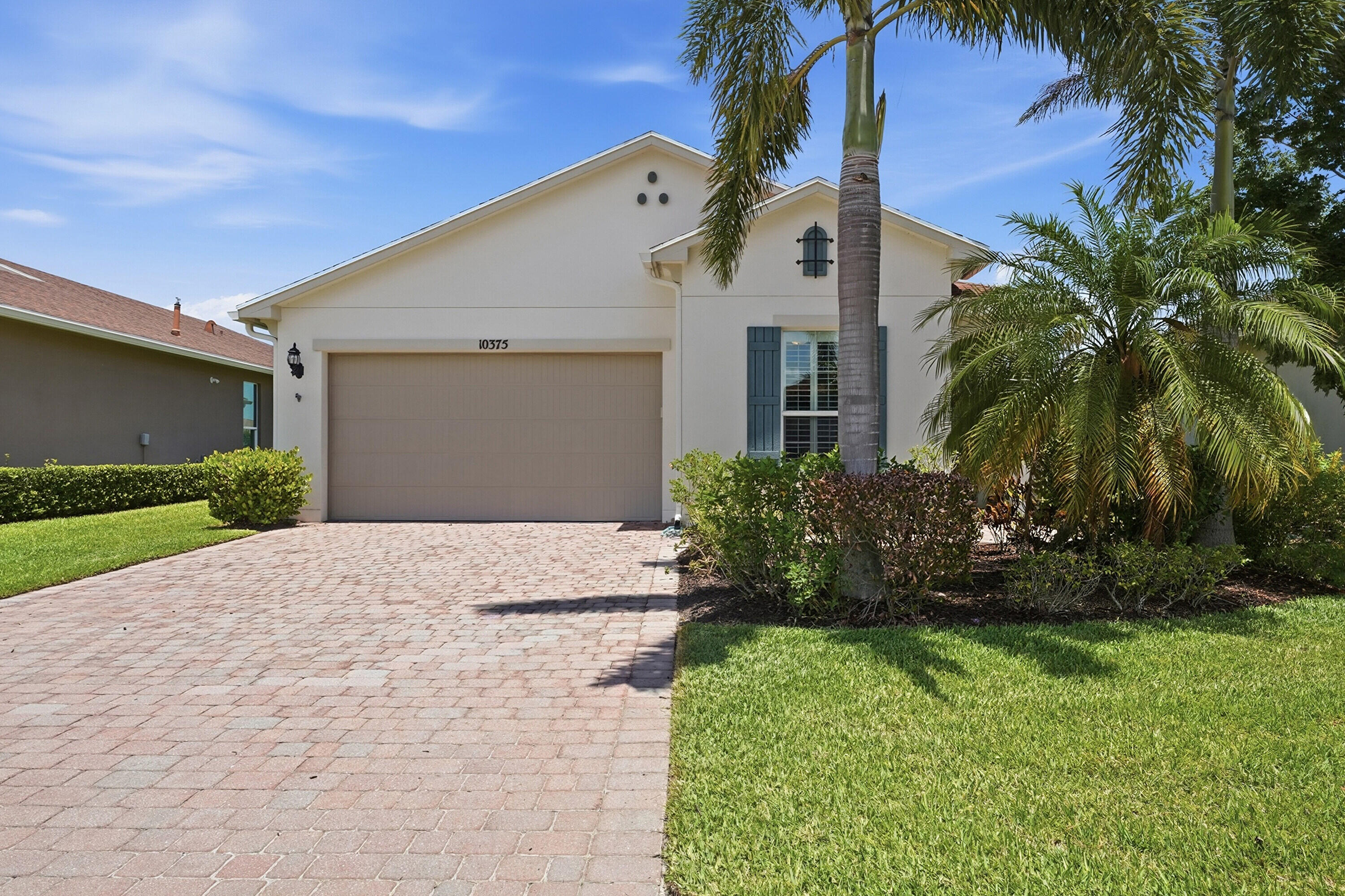 10375 SW Indian Lilac Trail — photo