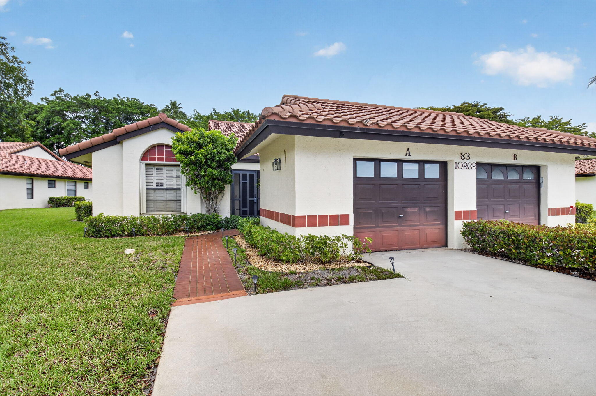 10939 Roebelini Palm Court a — photo
