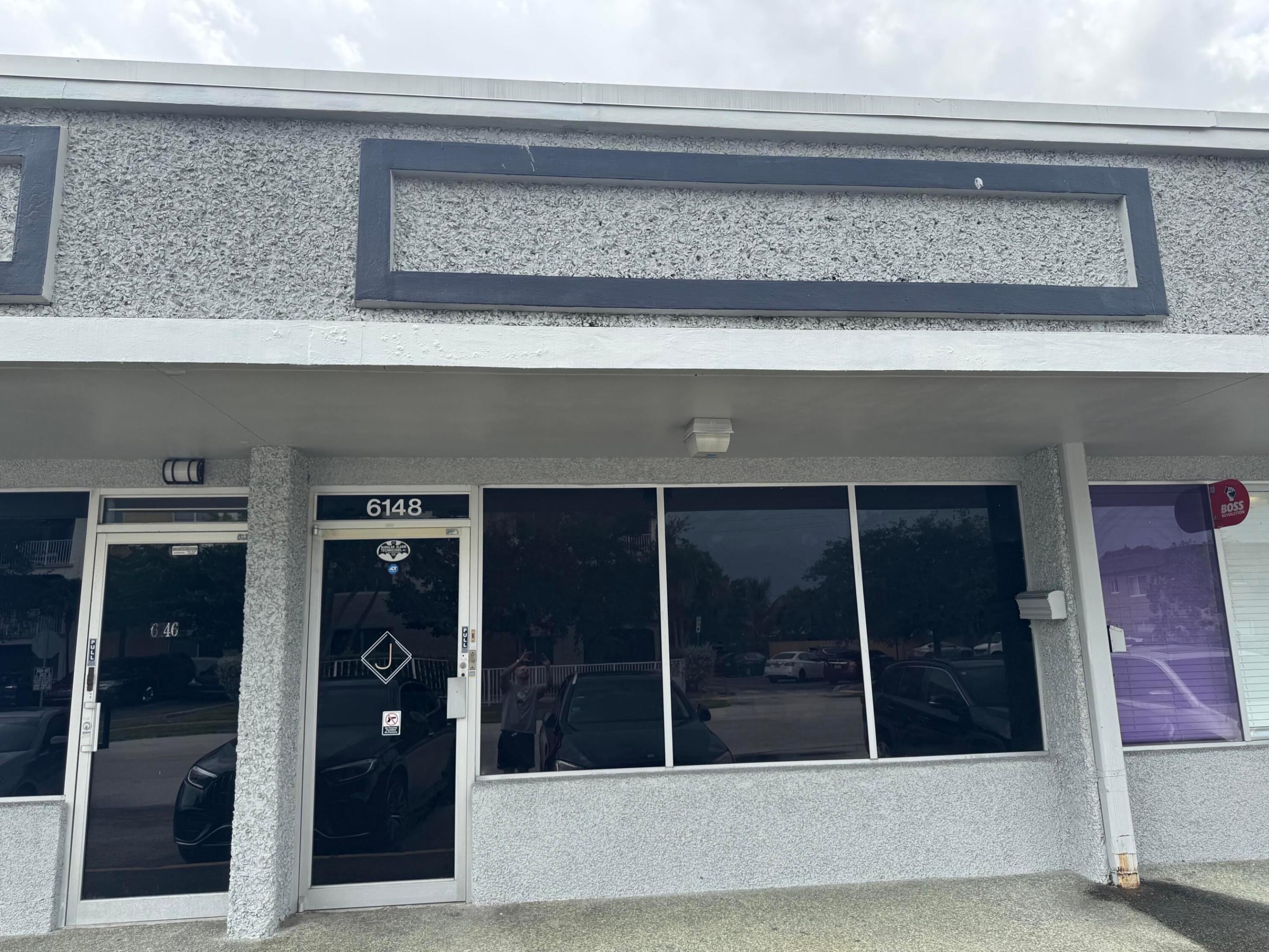 6148 NW 11th Street — photo