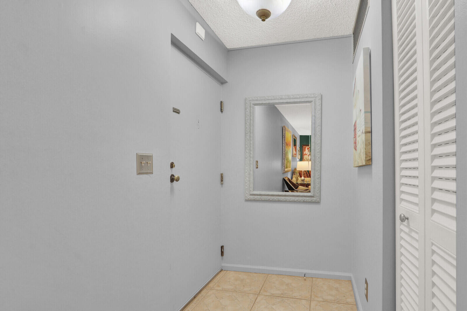 2800 N Ocean Drive A-2b — photo