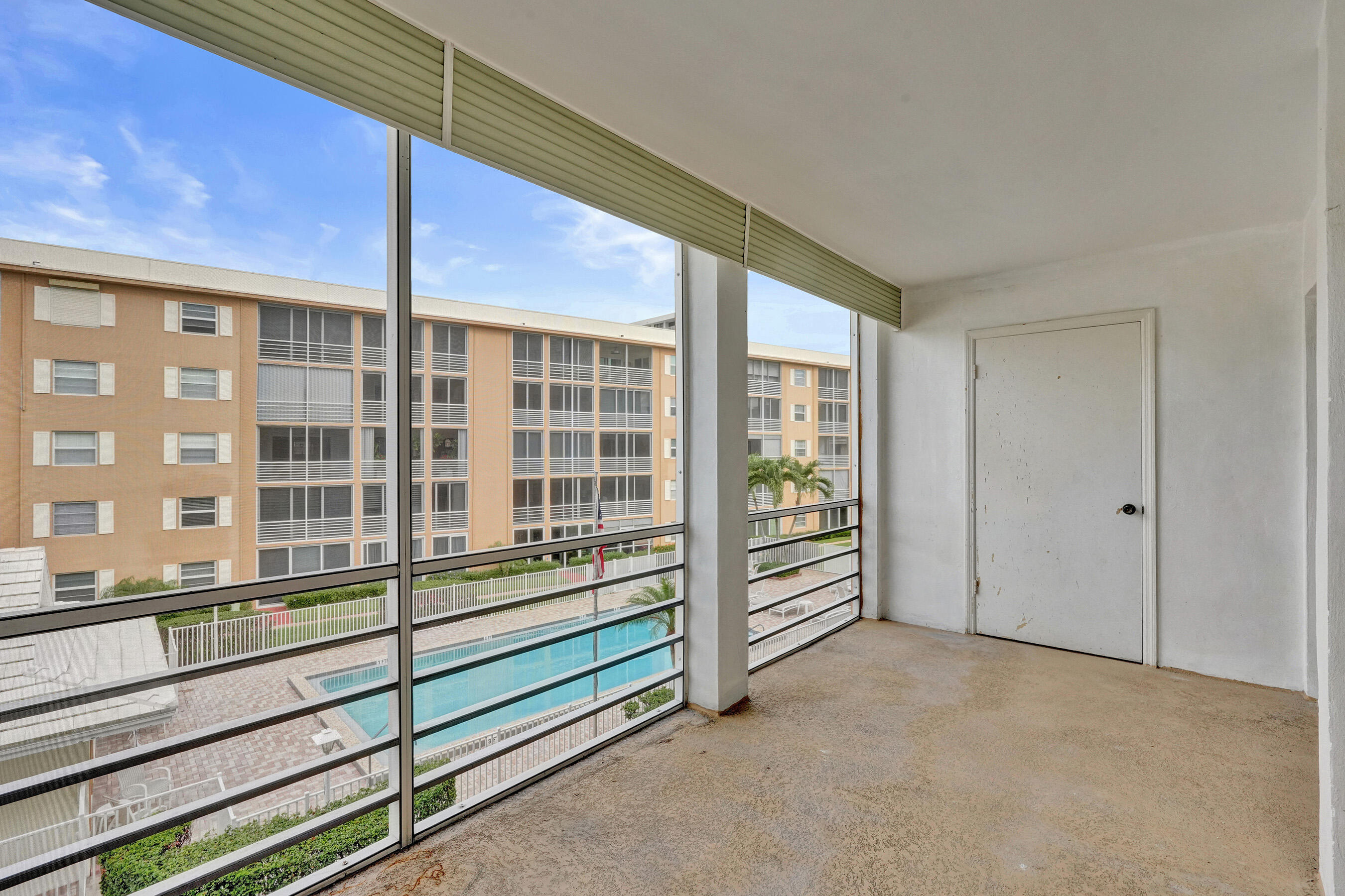 304 Golfview Road 304 — photo