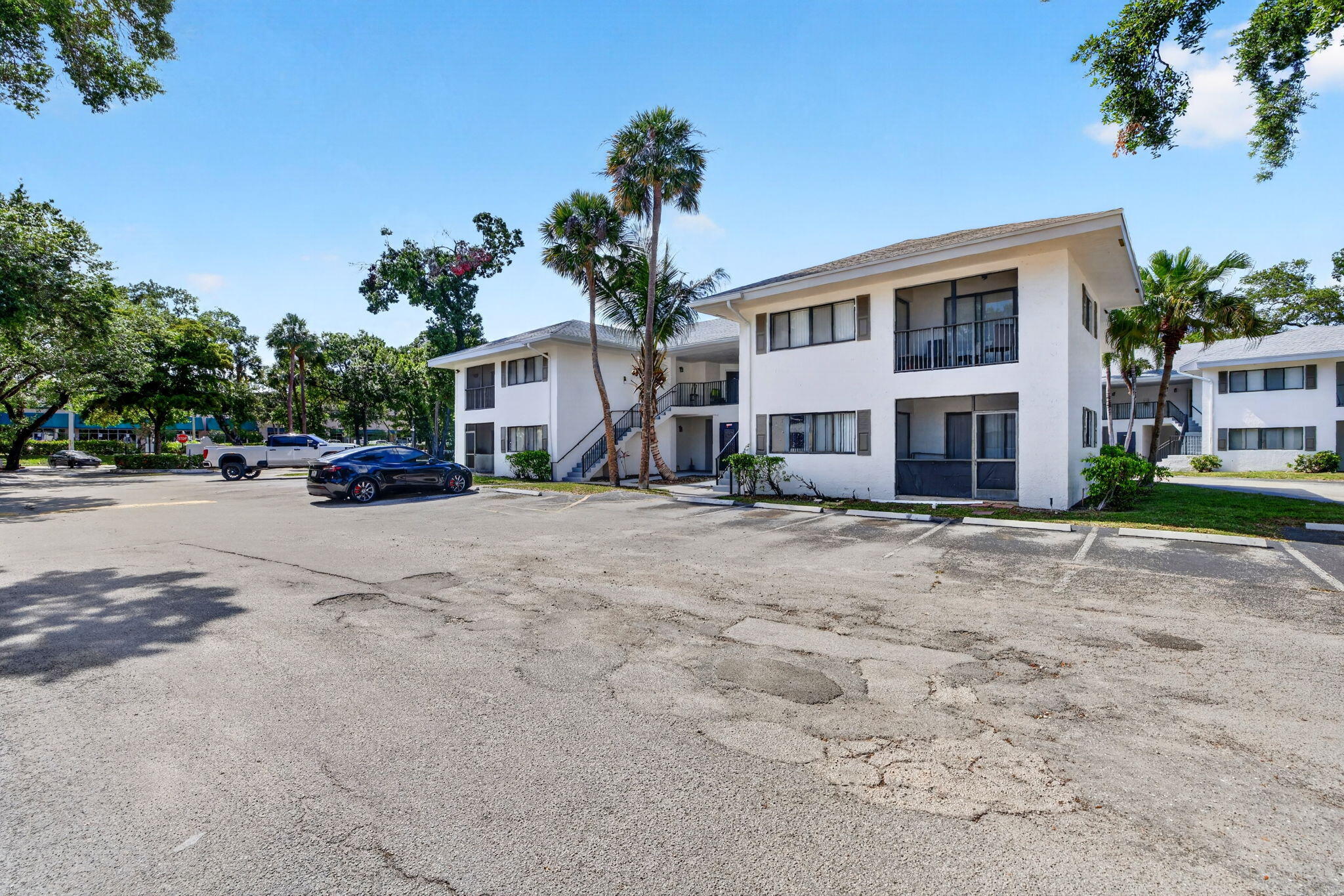 2550 SW 18th Terrace 2111 — photo