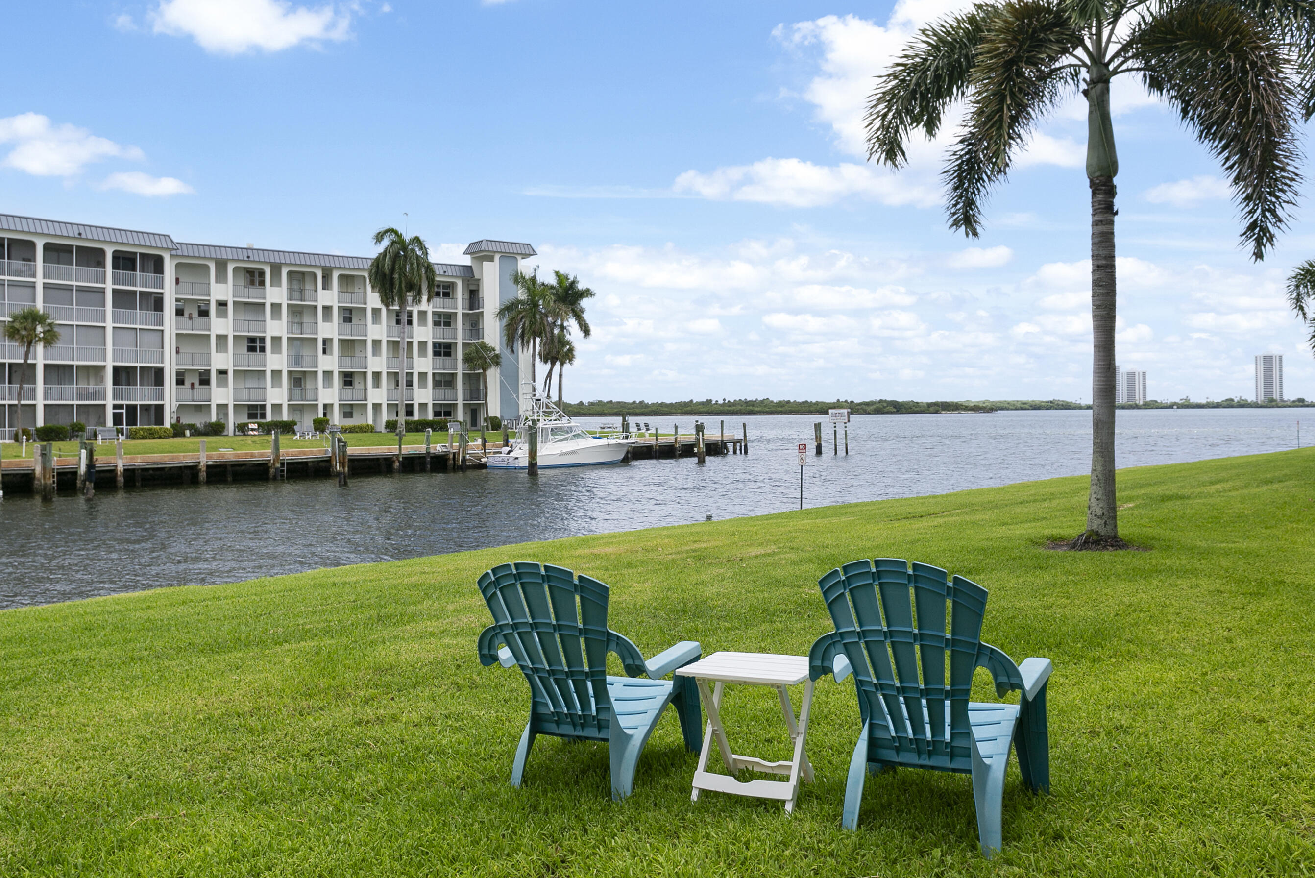 111 Shore Court 203 — photo