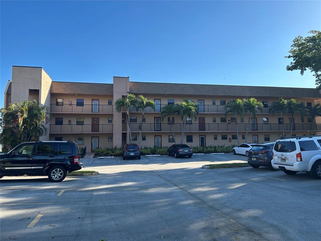 10303 Sunrise Lakes Boulevard 205 — photo