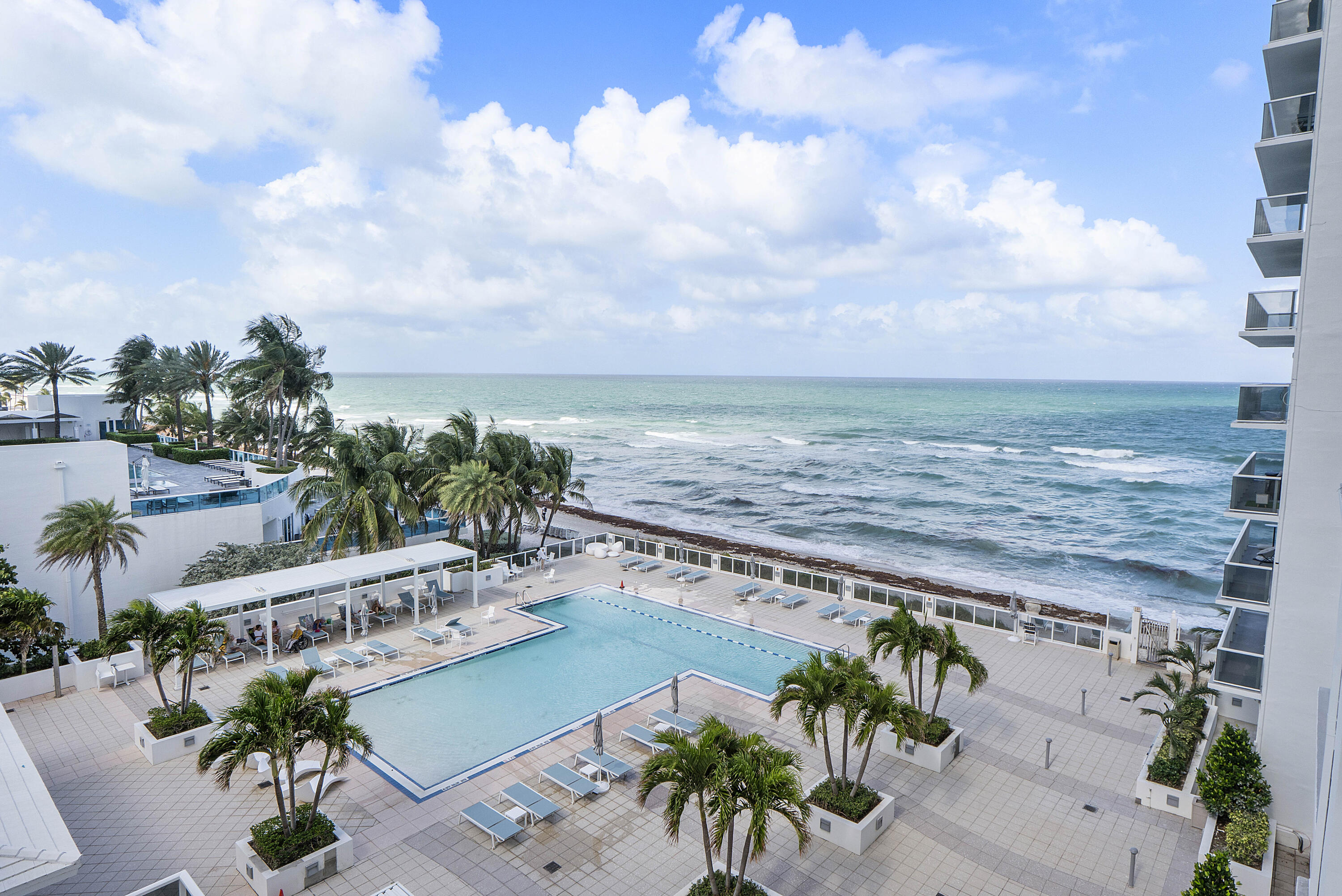 2751 S Ocean Drive 602S — photo