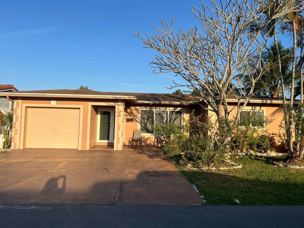 6100 NW 73rd Terrace — photo
