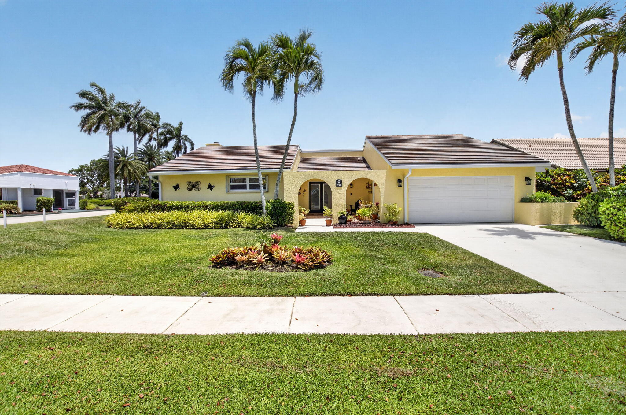 2305 SW 23rd Cranbrook Drive — photo