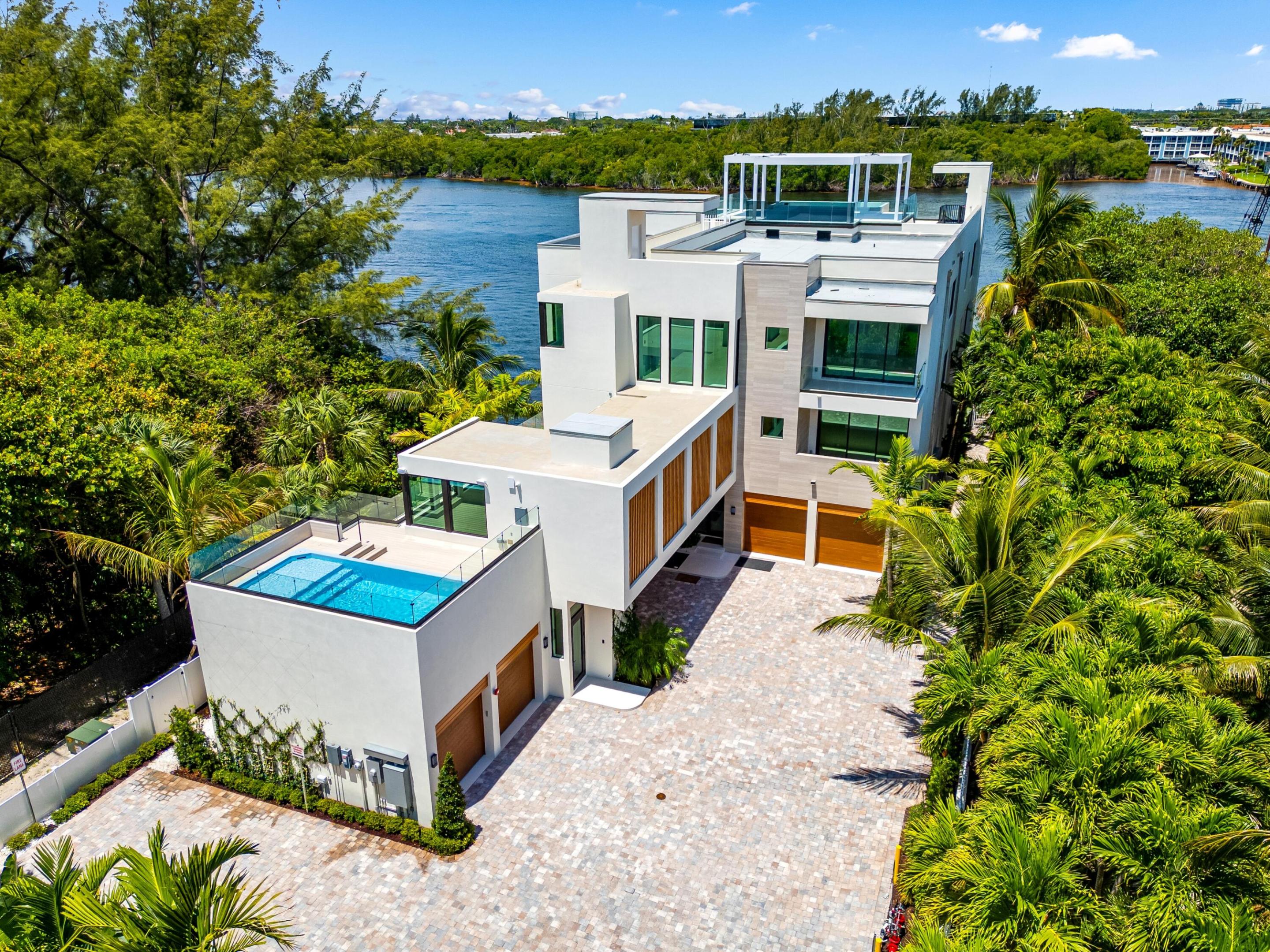900 Lago Mar Lane Penthouse — photo