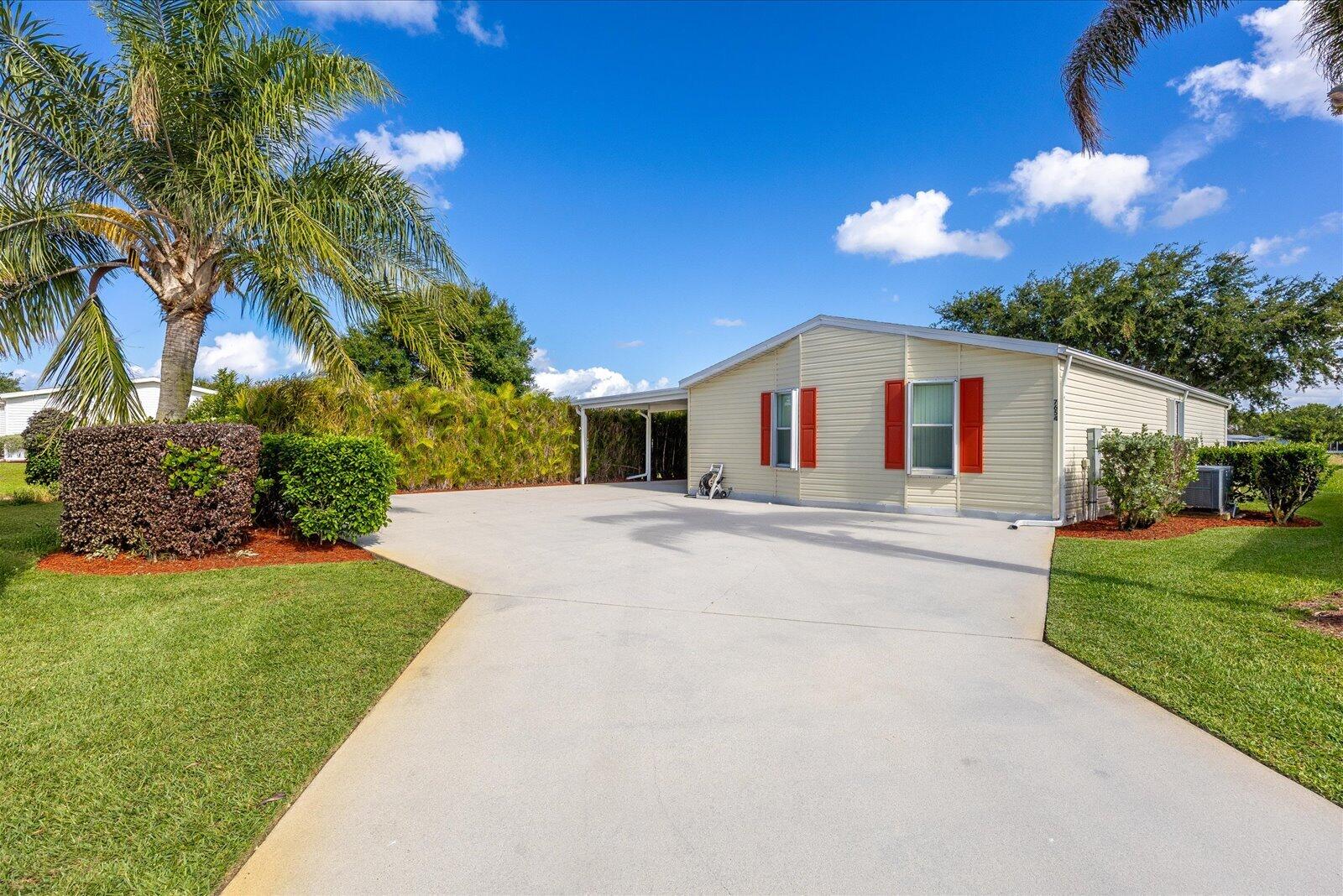 7654 Red Crossbill Court — photo