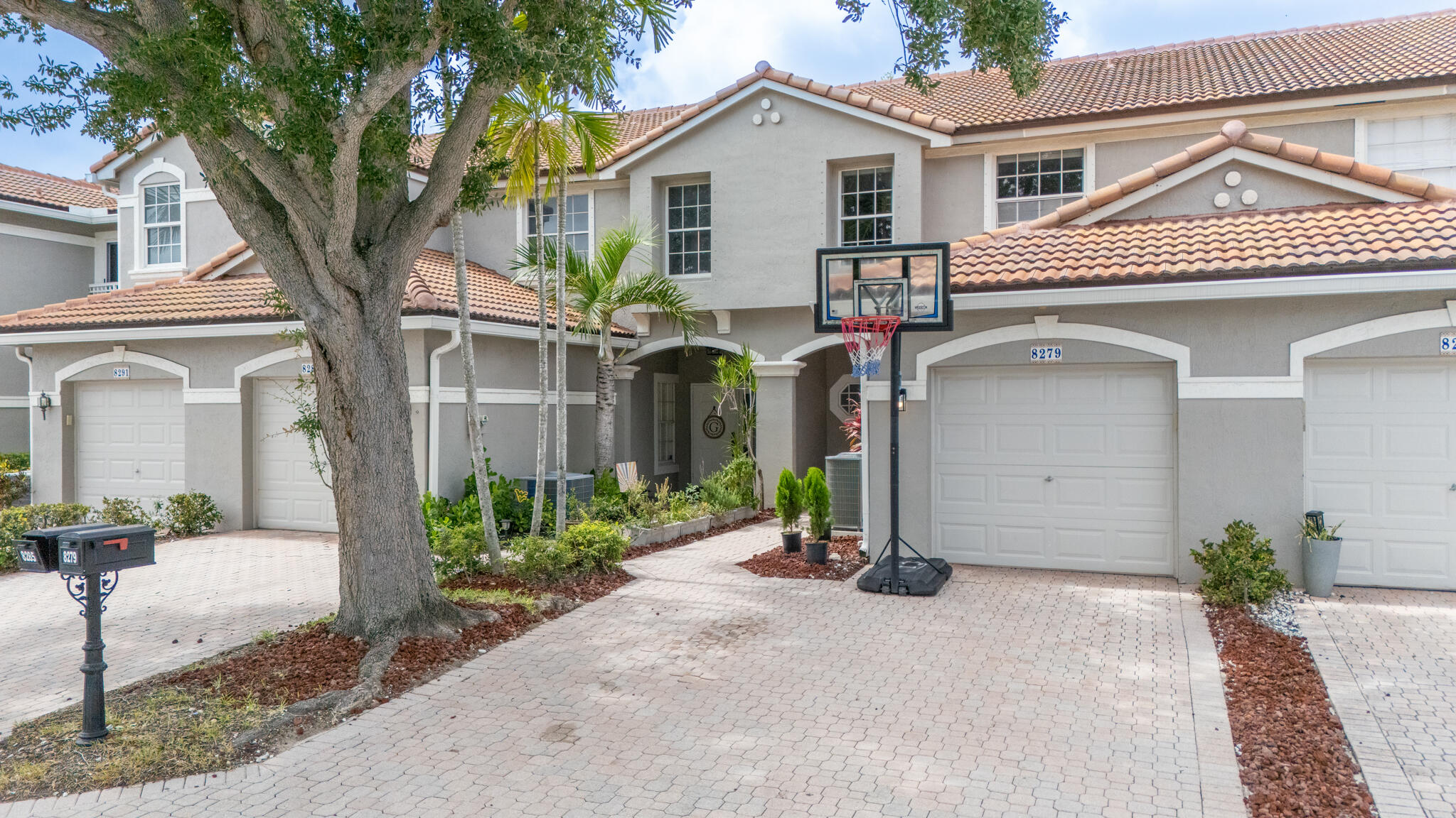 8279 Via Leonessa Drive — photo