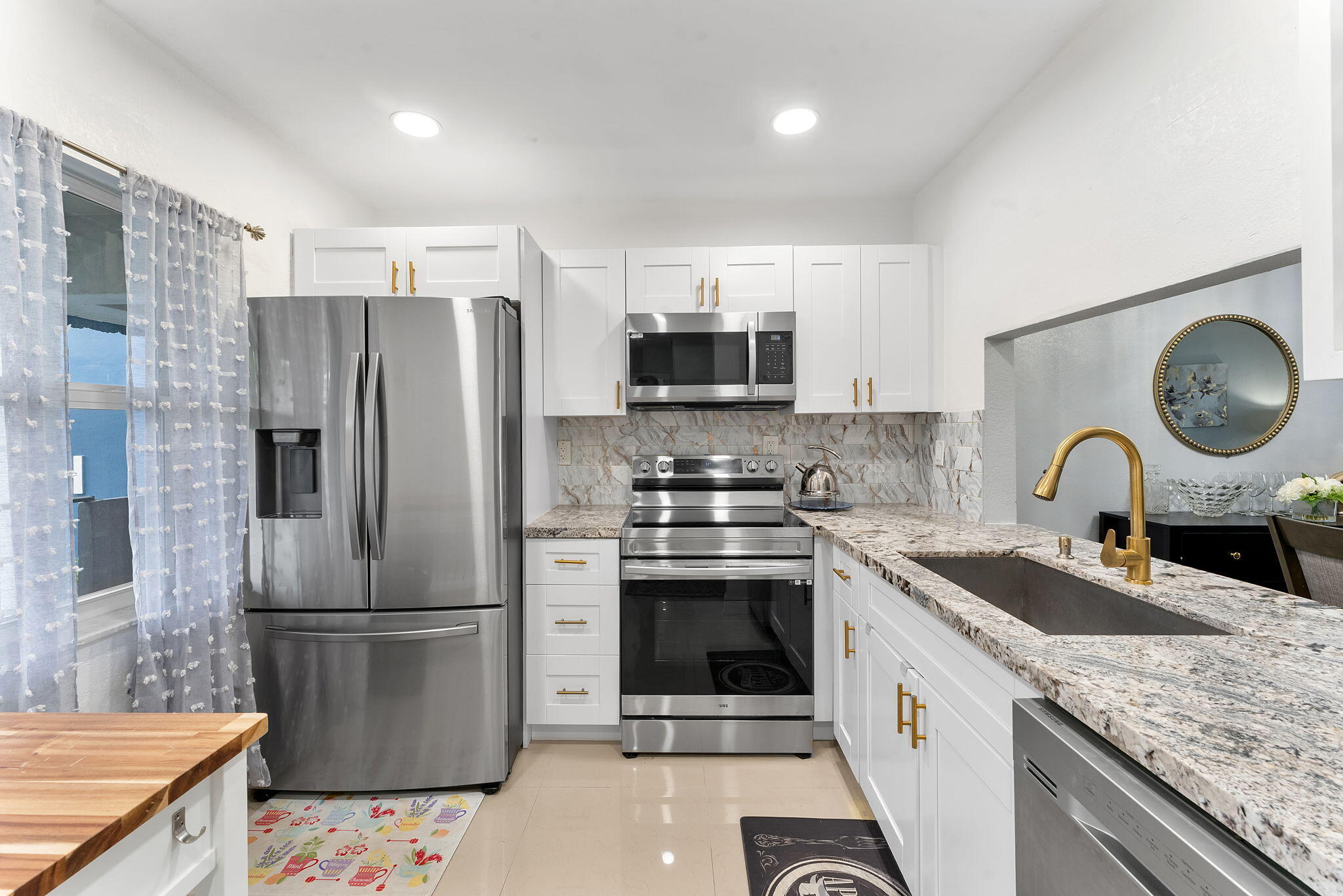 7807 Golf Cir Drive H 305 — photo