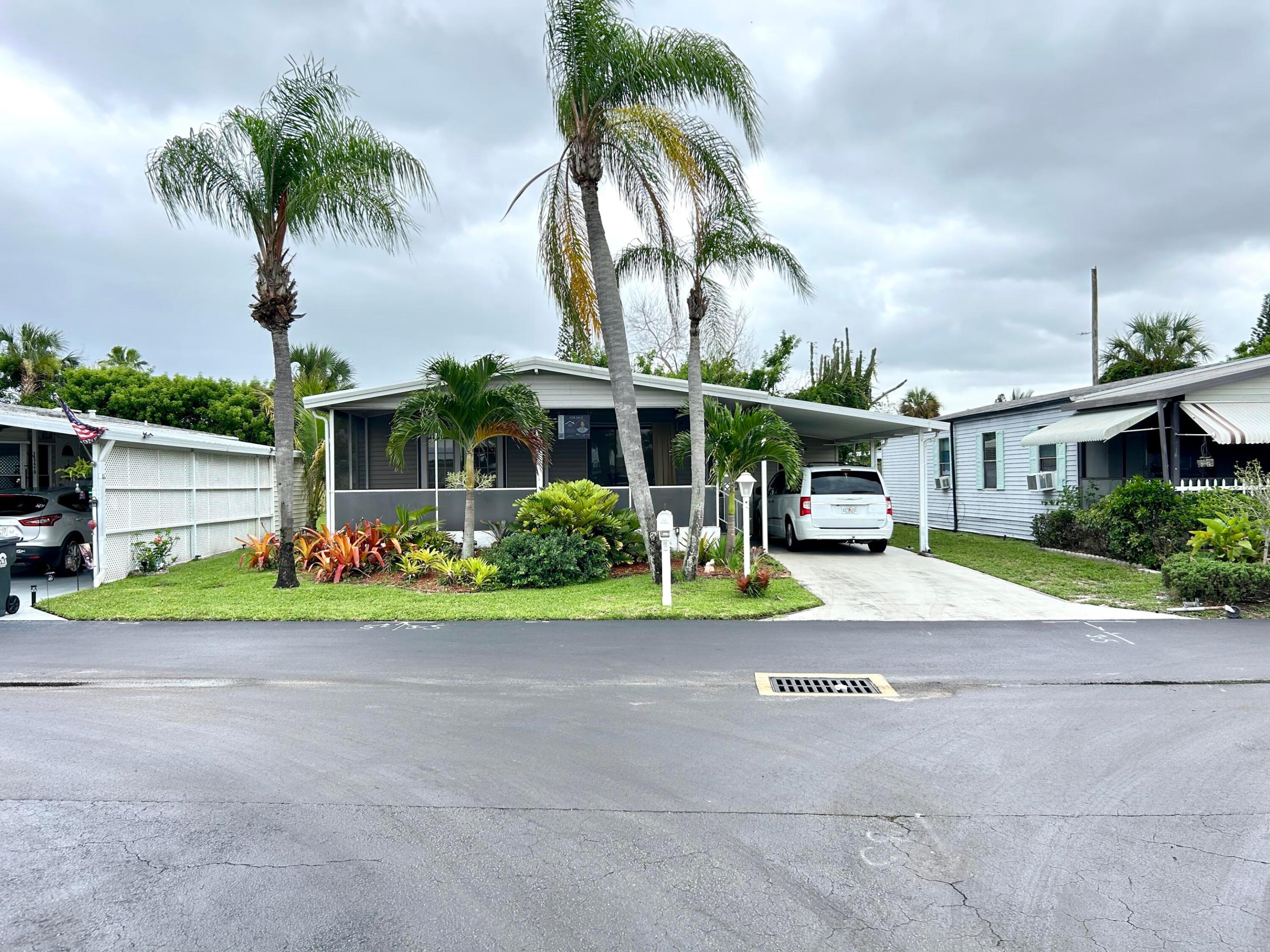 3409 Lake Overlook Place — photo