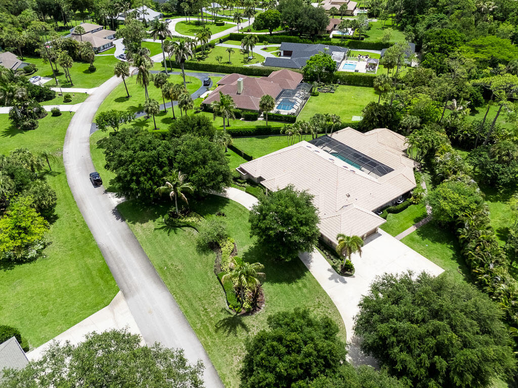 13406 Doubletree Circle — photo