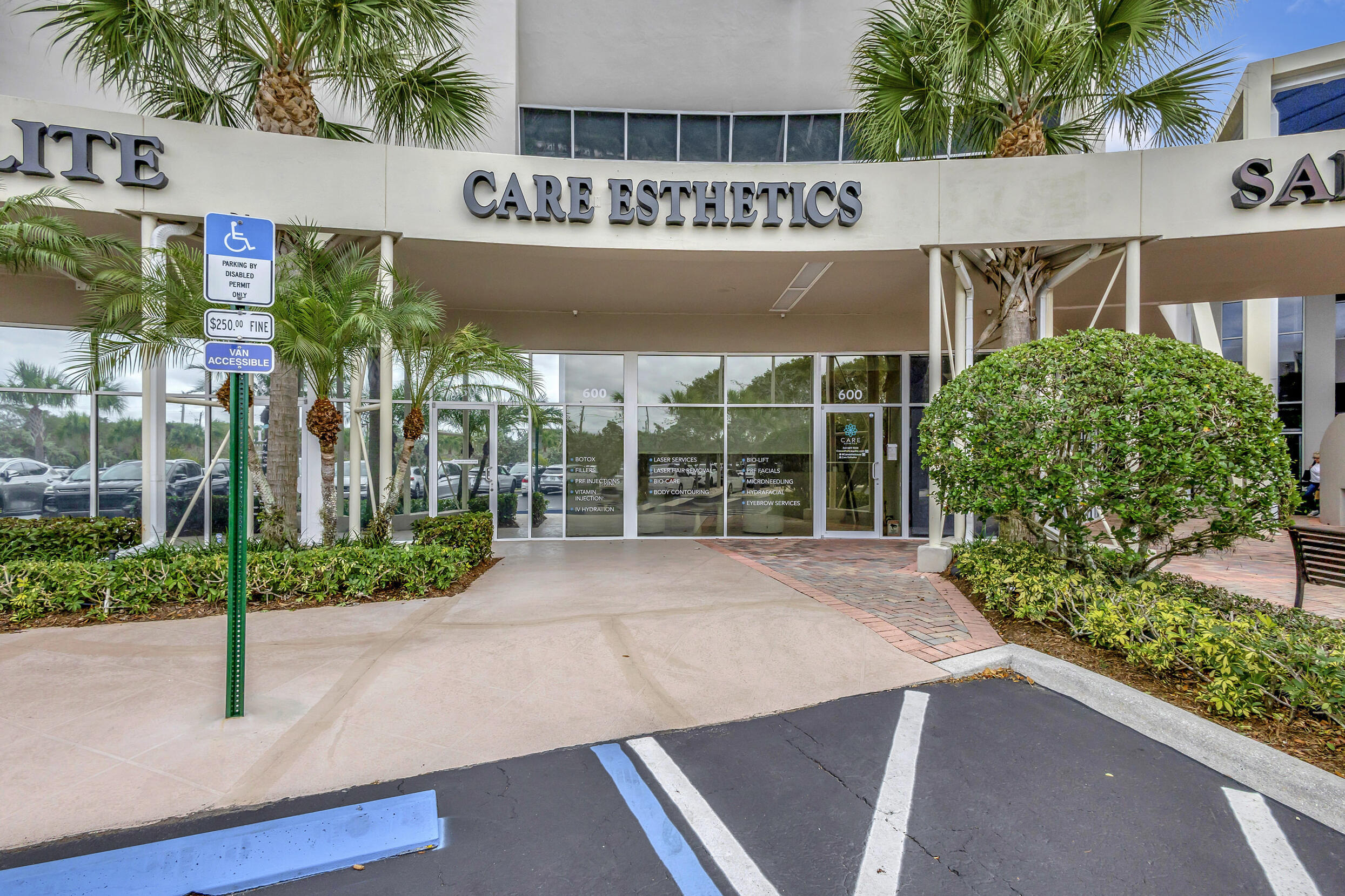 2151 Fl A1aalt, Jupiter, FL — photo