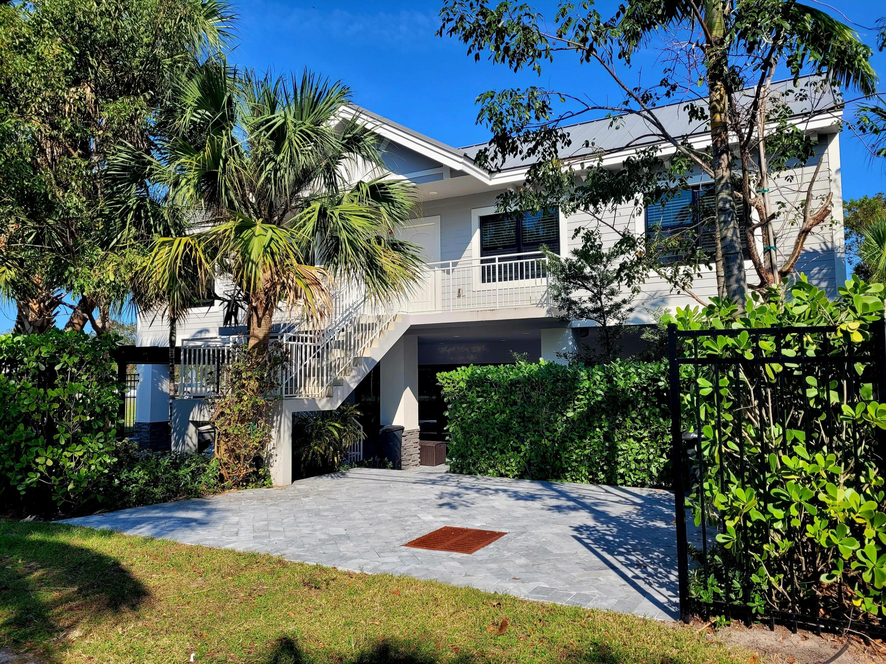 11810 SE Dixie Highway Apt 1 — photo