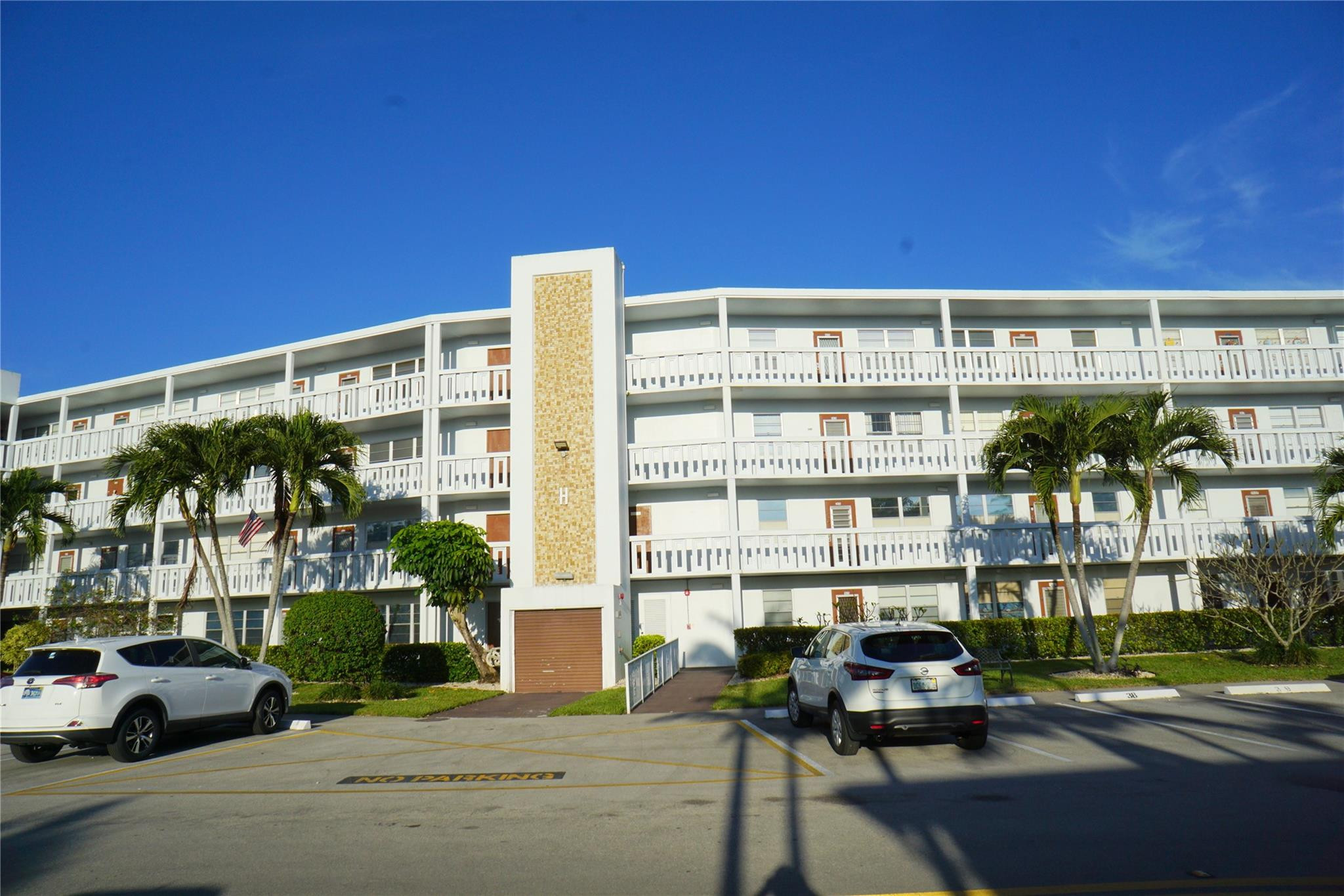 4029 Newport 4029 — photo