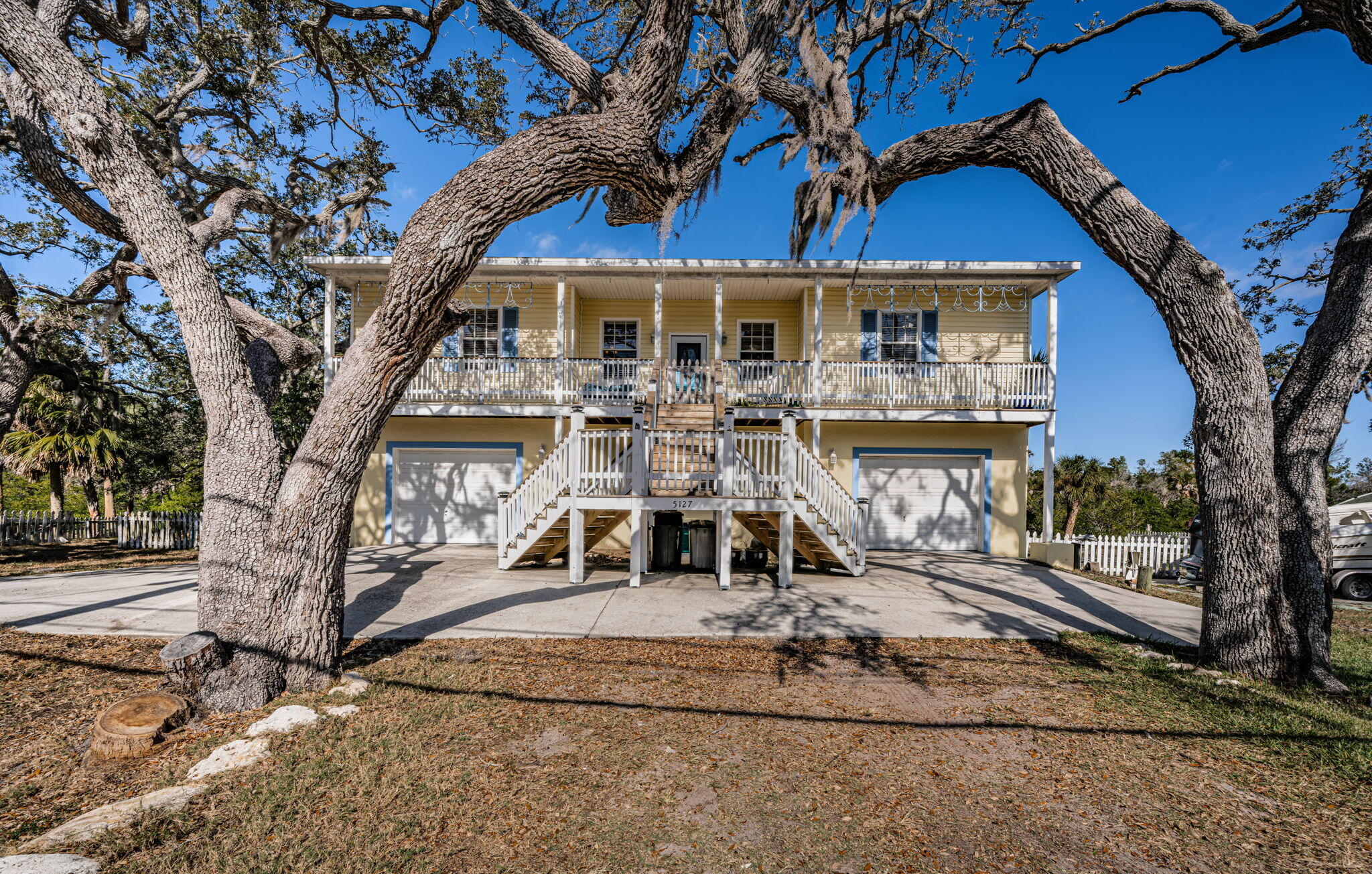 5127 Bay Boulevard — photo