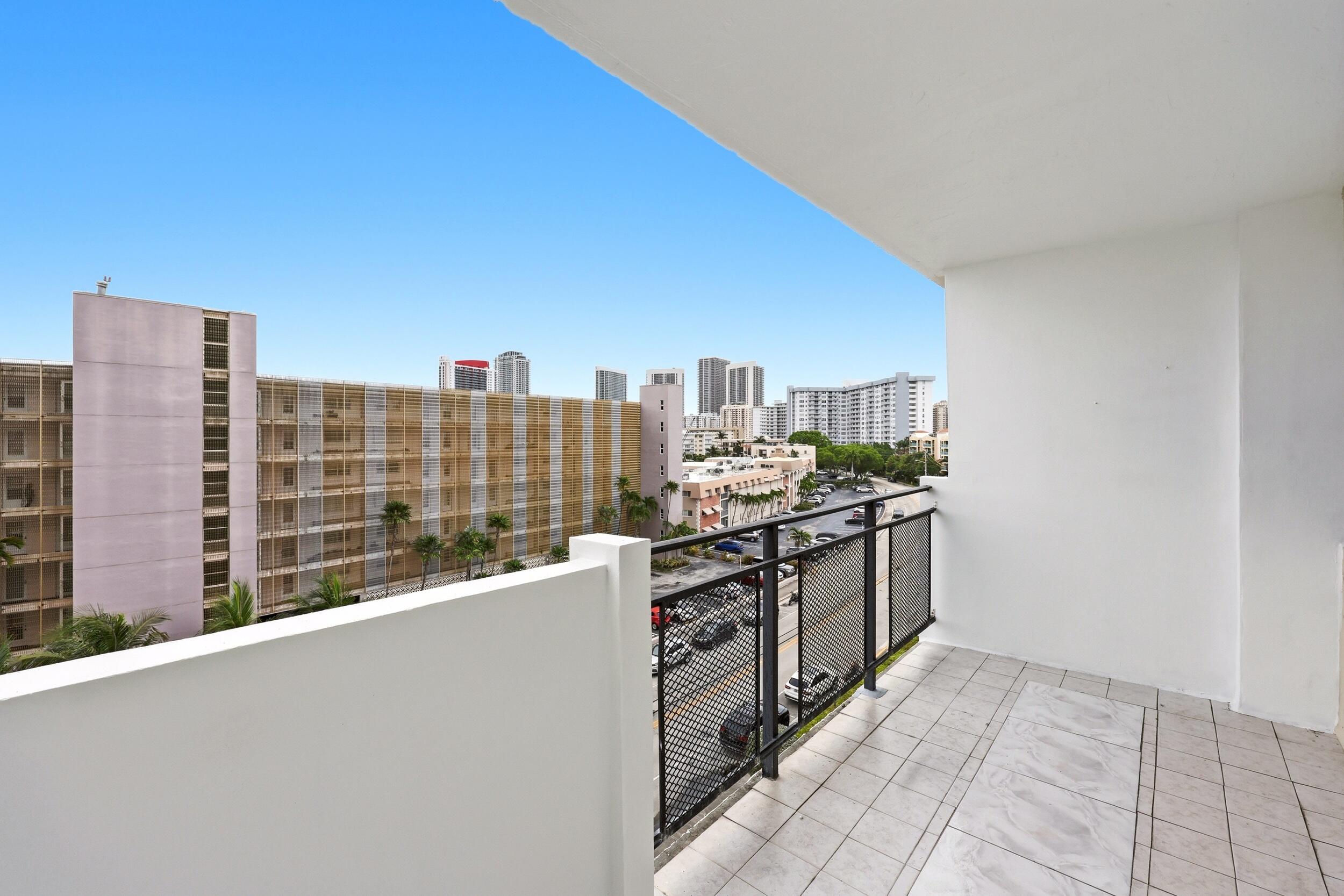 401 Golden Isles Drive 602 — photo