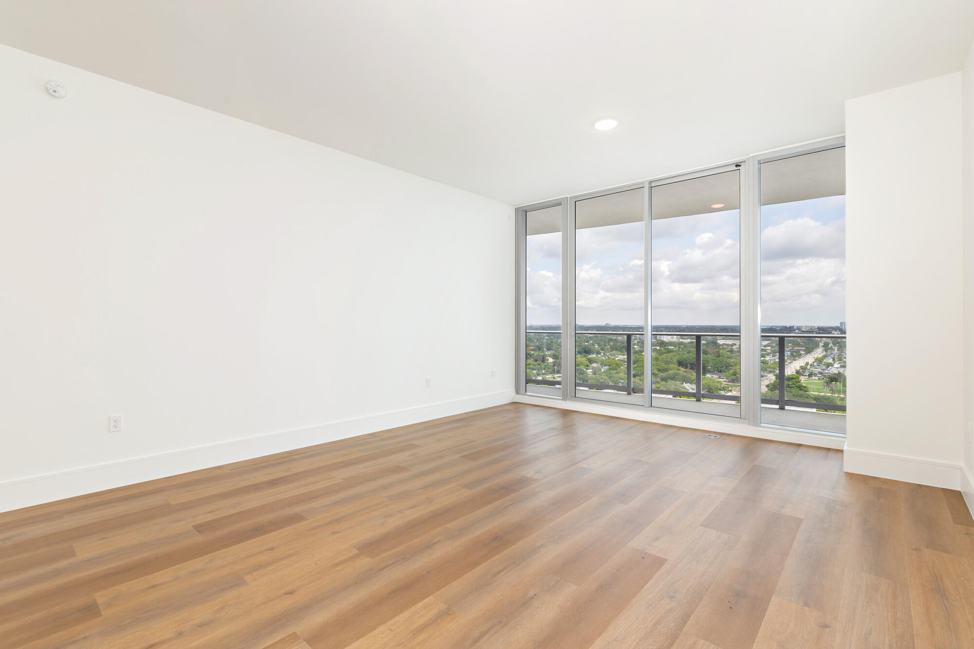 220 Lake Shore Drive 1809 — photo