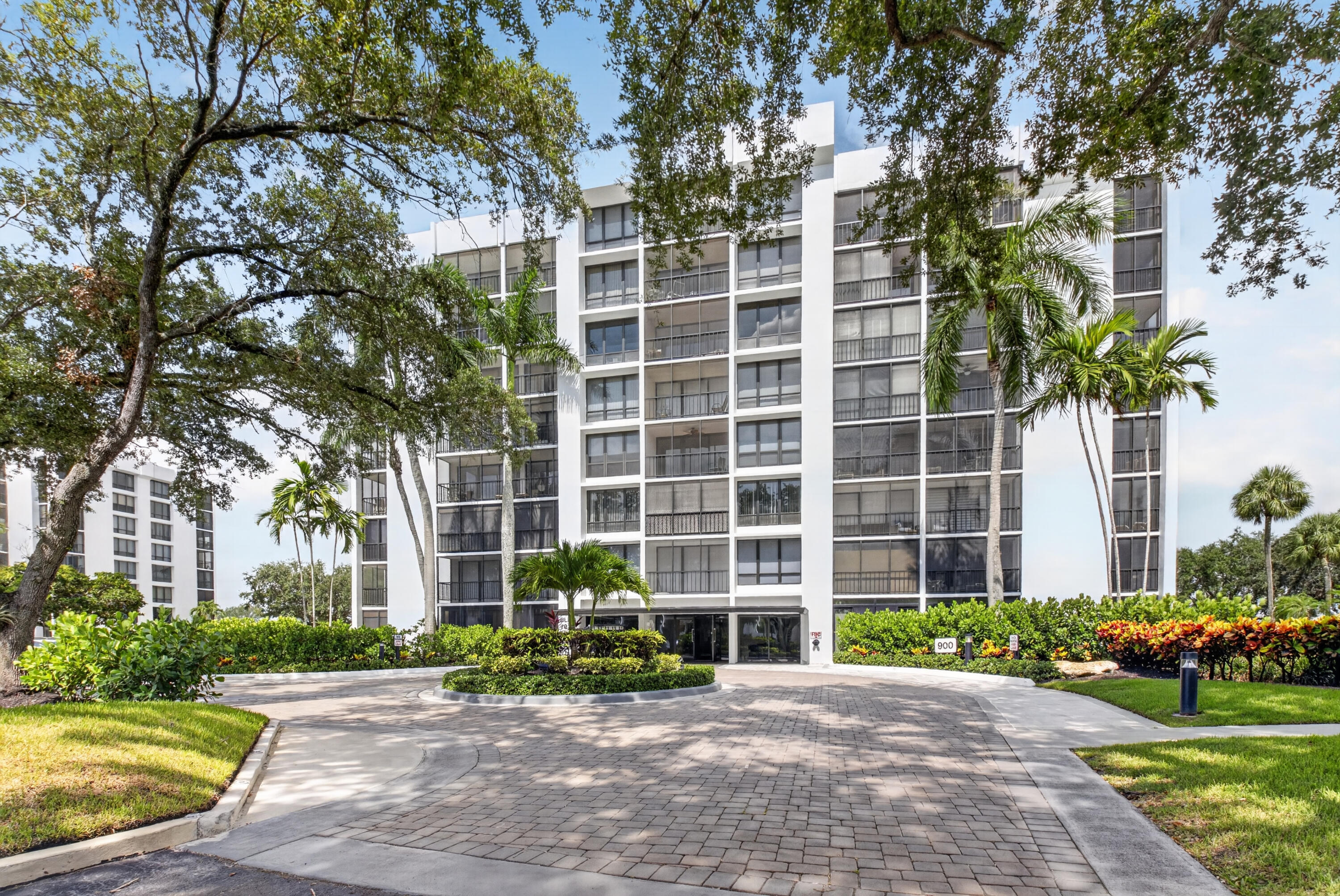 7835 Lakeside Boulevard 972 — photo