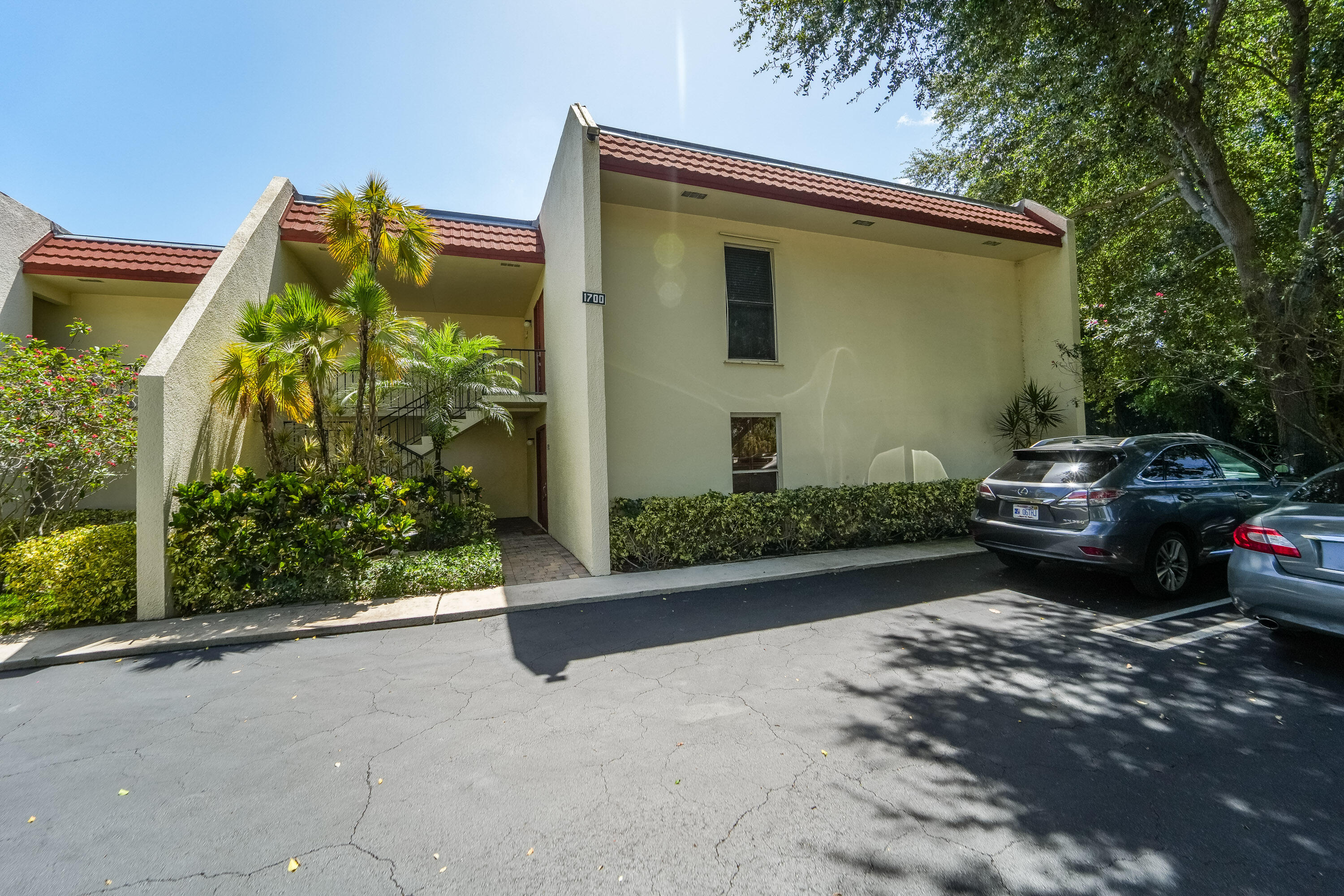 1700 Presidential Way 103 — photo