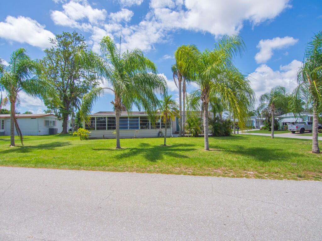 78 W Caribbean — photo
