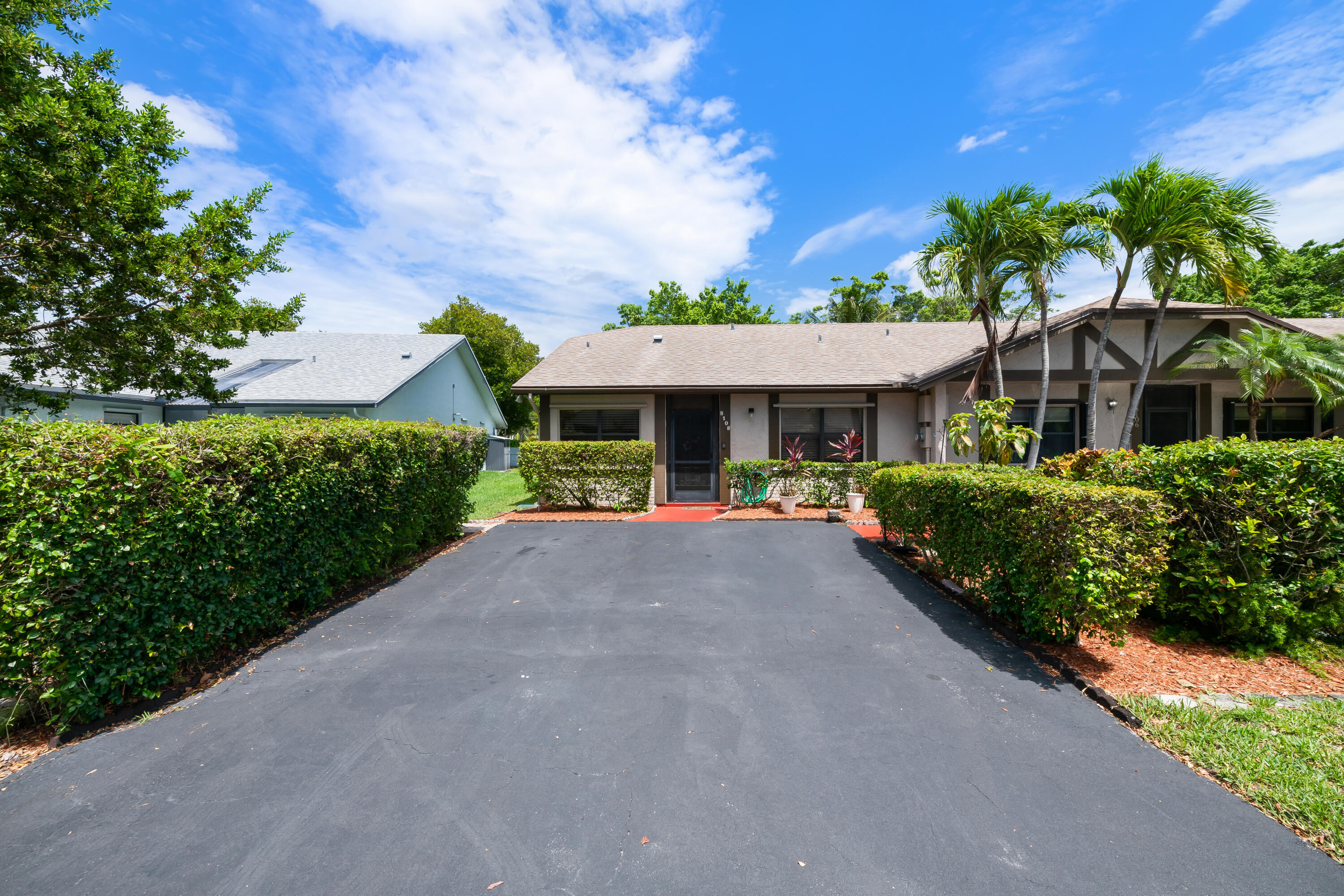 8108 NW 100th Way — photo