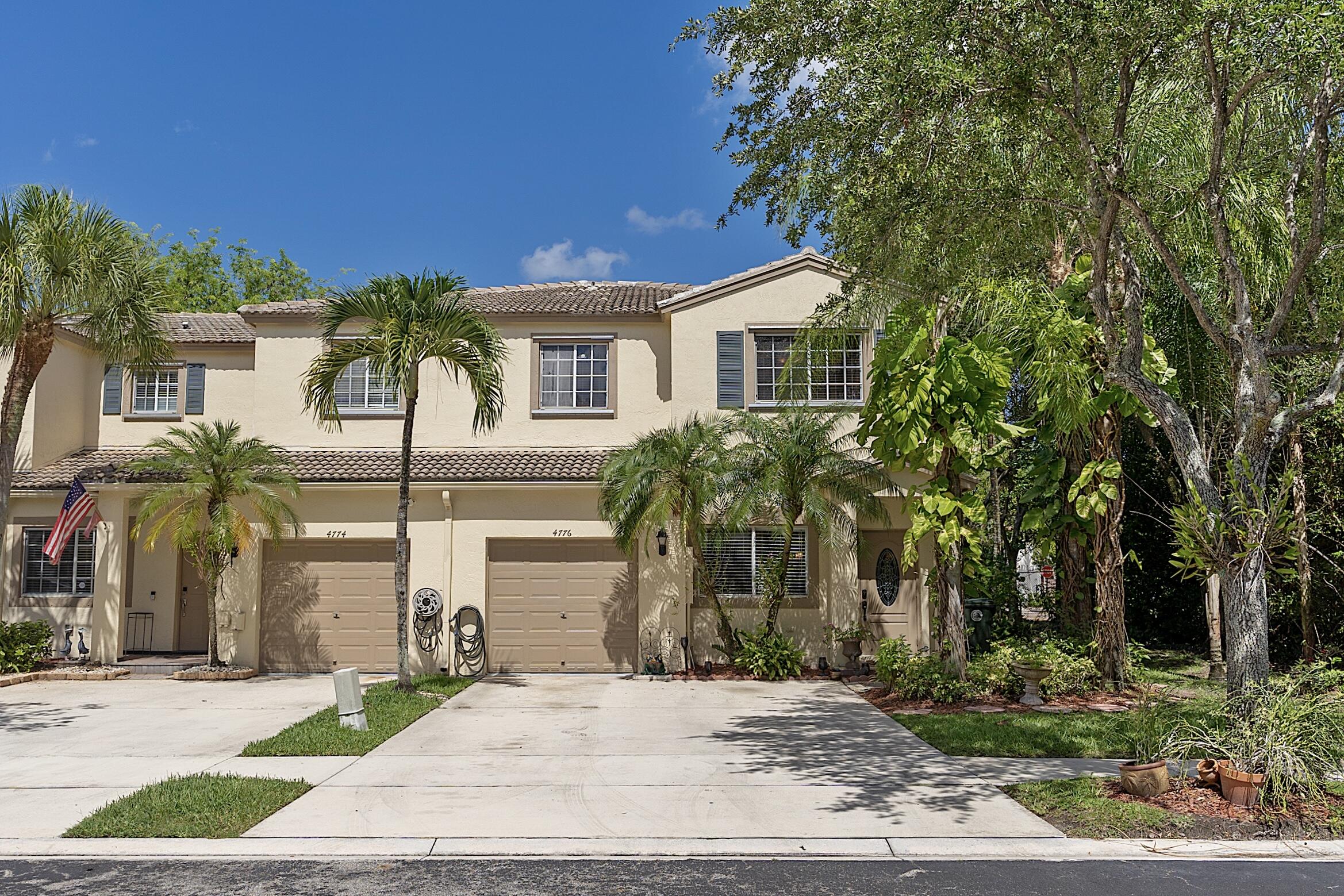 4776 Lago Vista Drive — photo