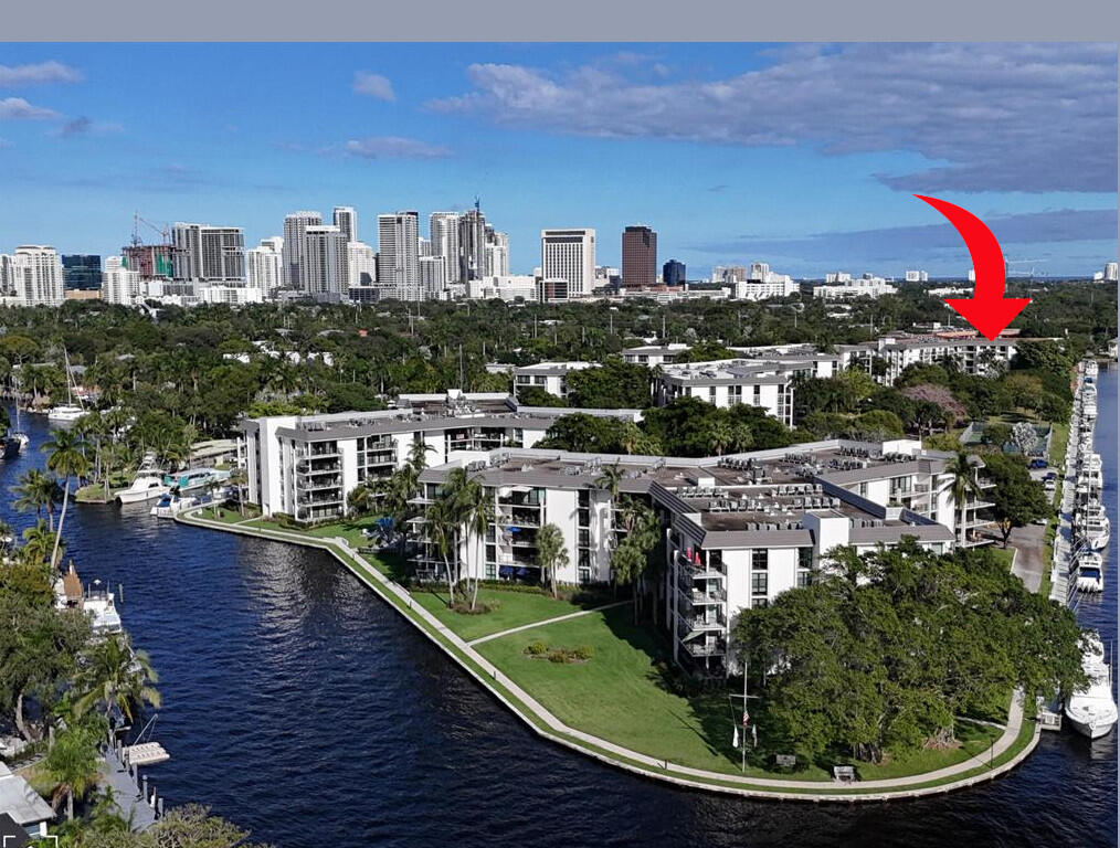 900 River Reach Drive 425 — photo