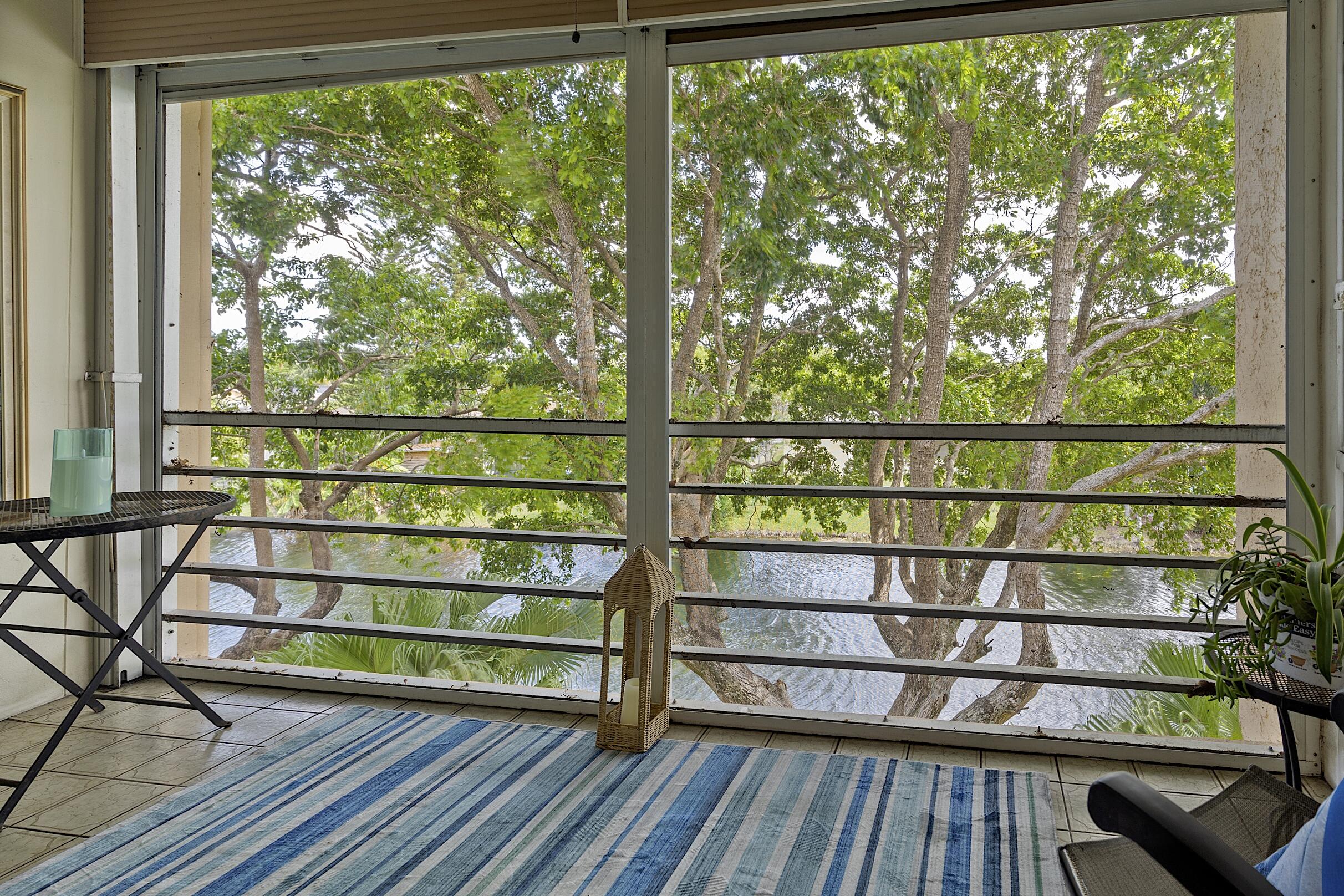 9370 Sunrise Lakes Boulevard 304 — photo