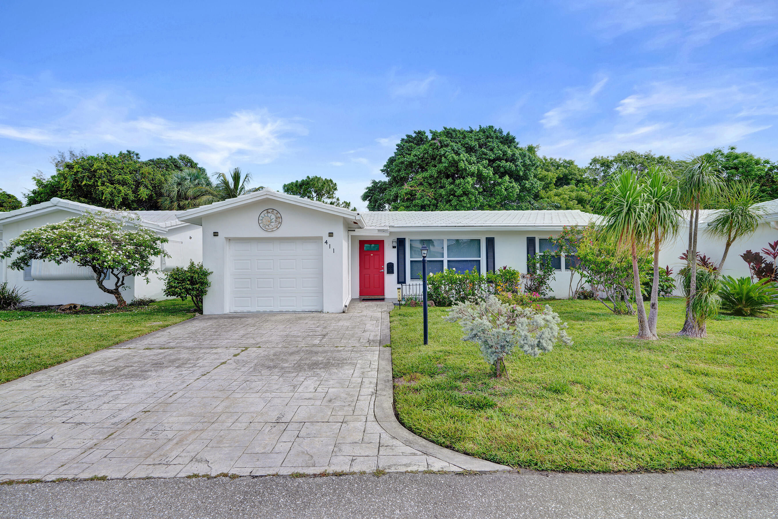 411 NW 26th Court — photo