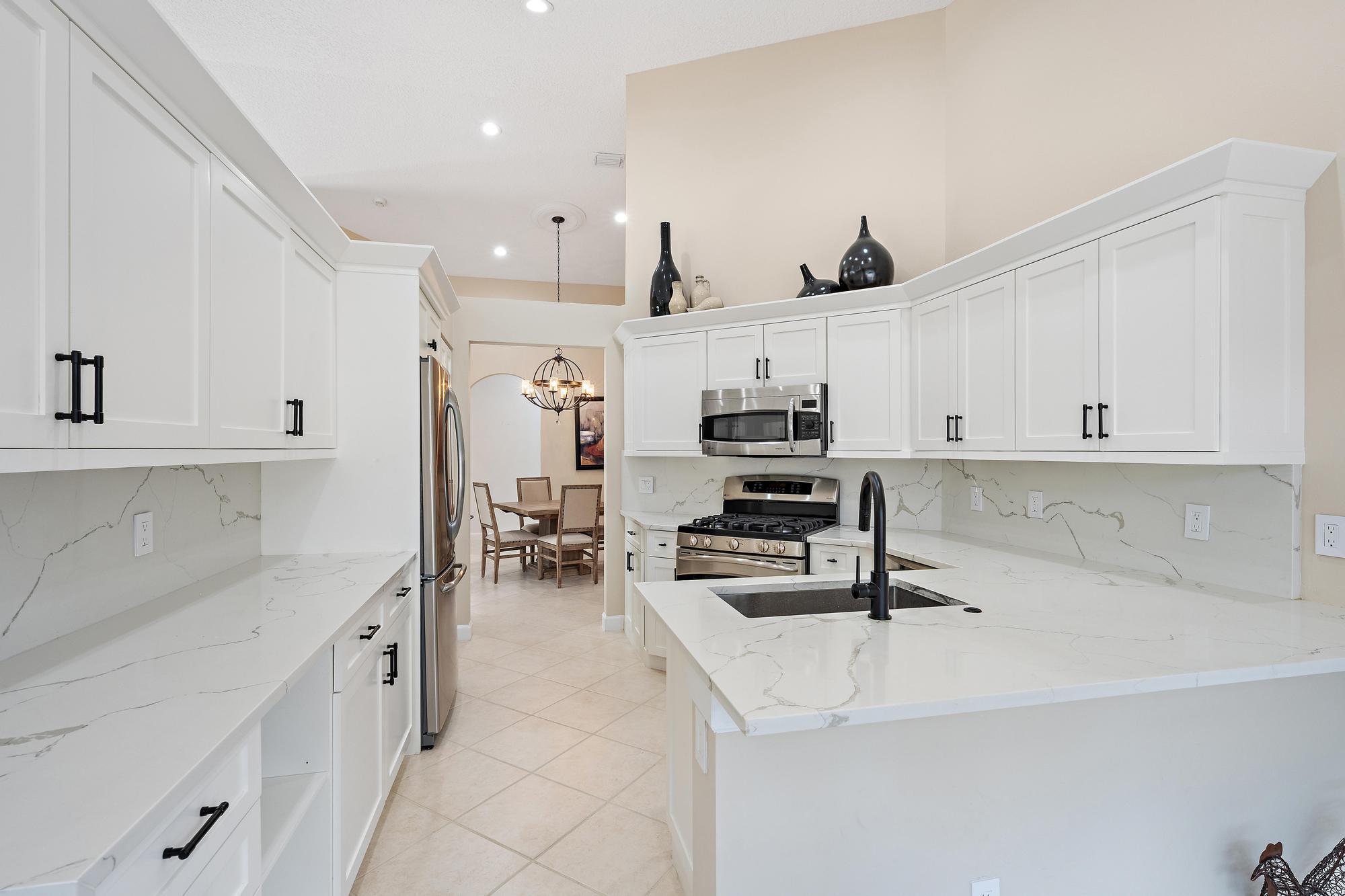 8164 Sandpiper Way — photo
