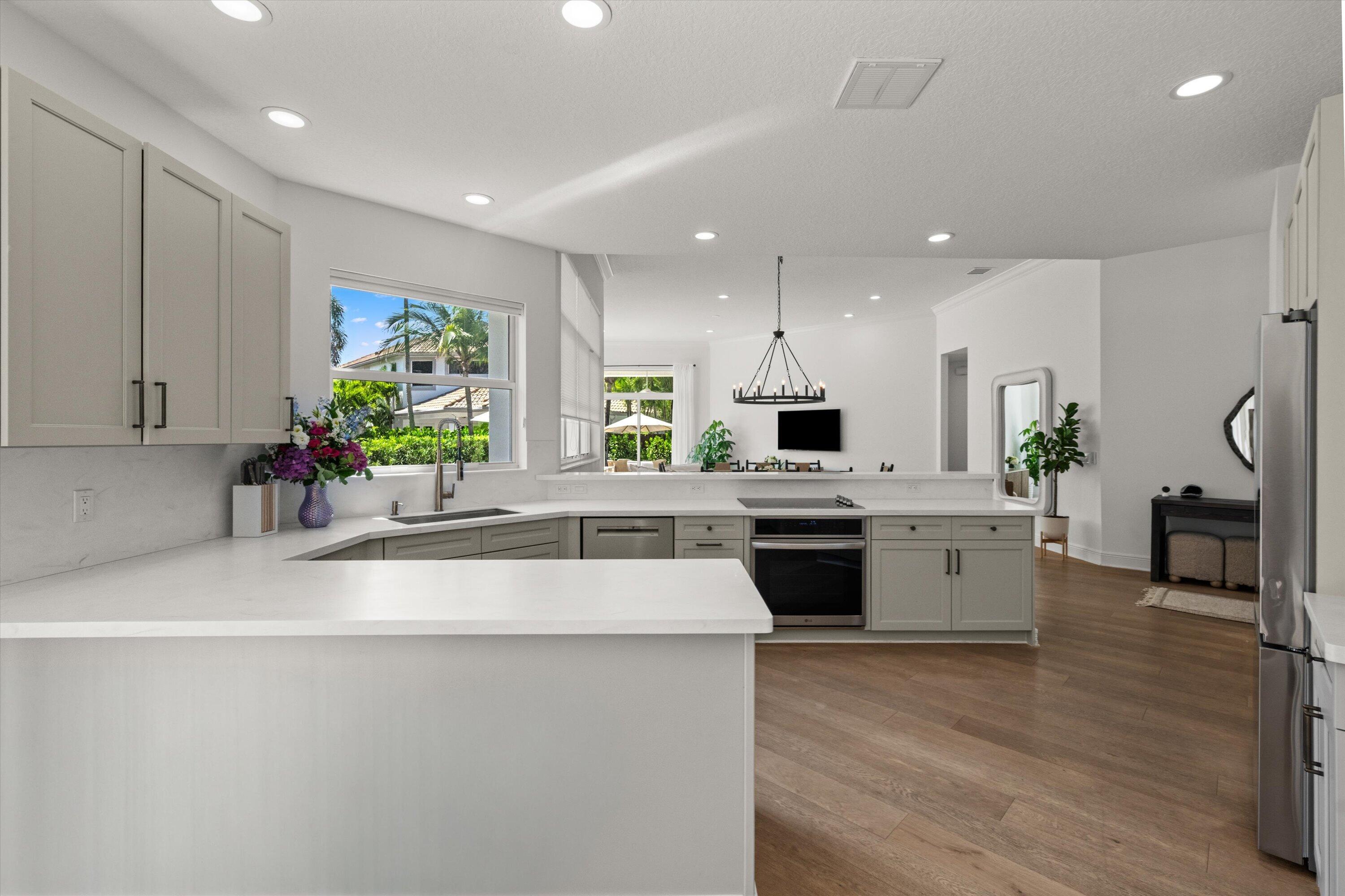 12171 Glen Bay Drive — photo