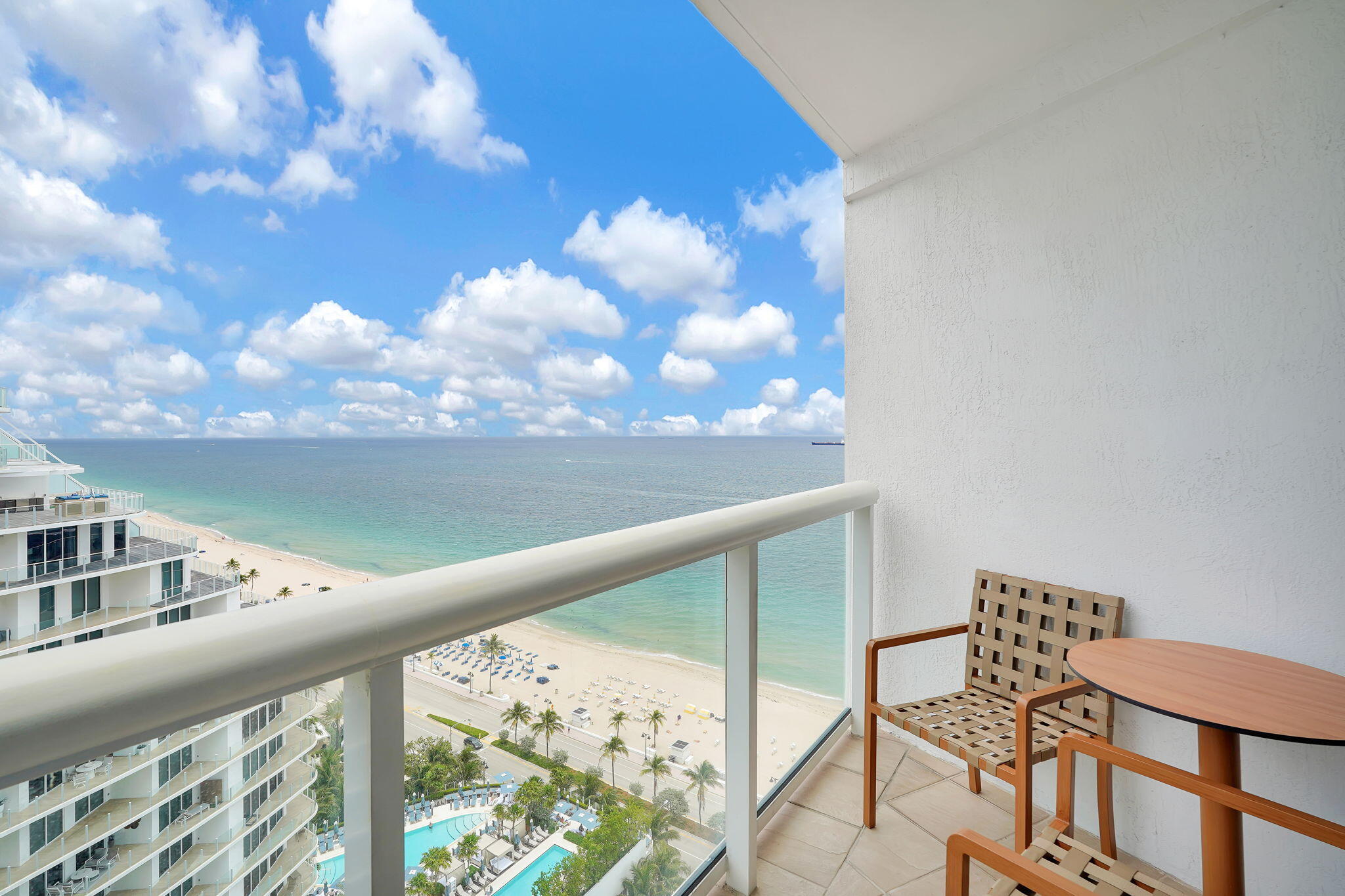 505 N Fort Lauderdale Beach Boulevard 2214 — photo