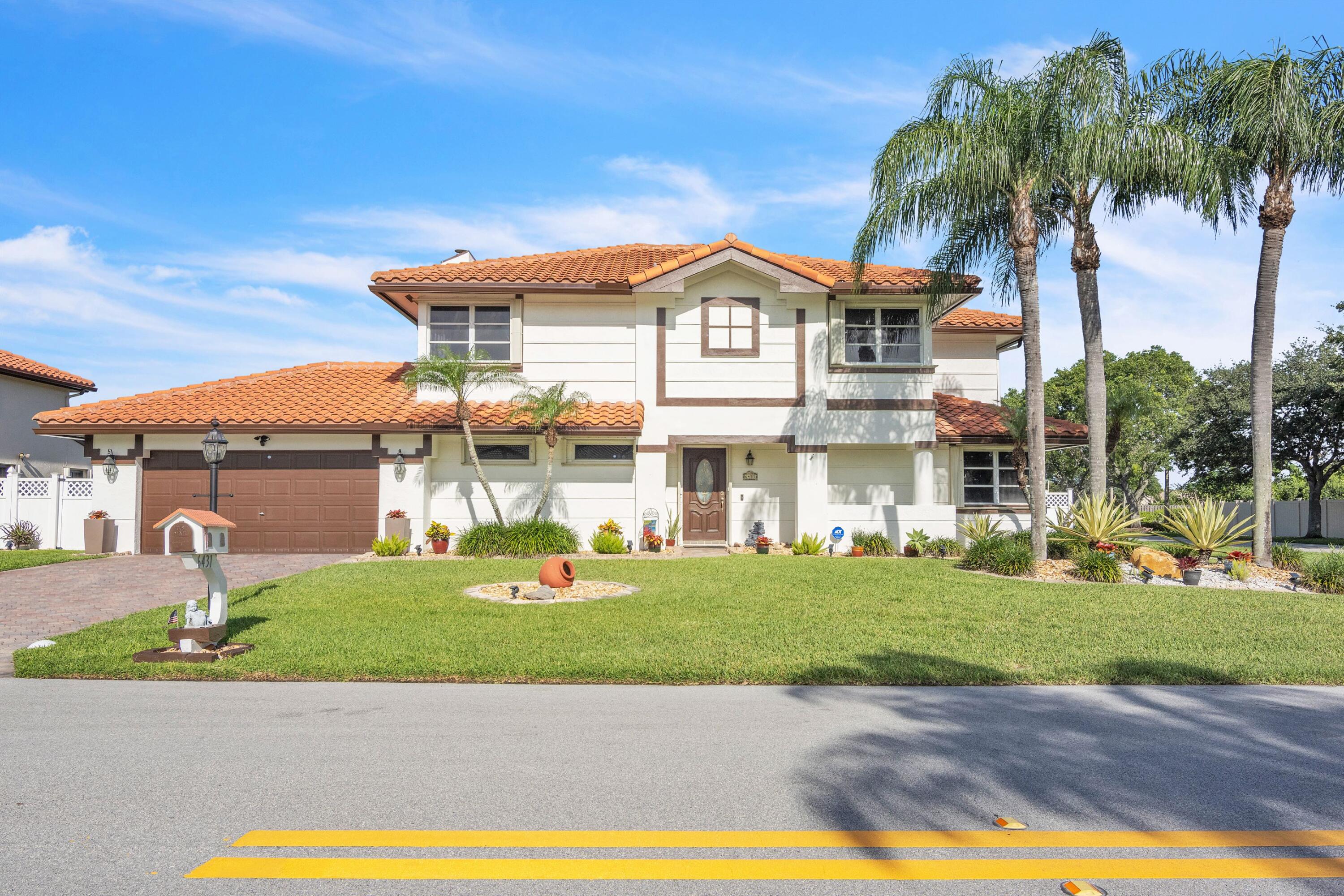 6431 Olde Moat Way — photo