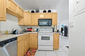 504 Gardens Drive 203 — photo