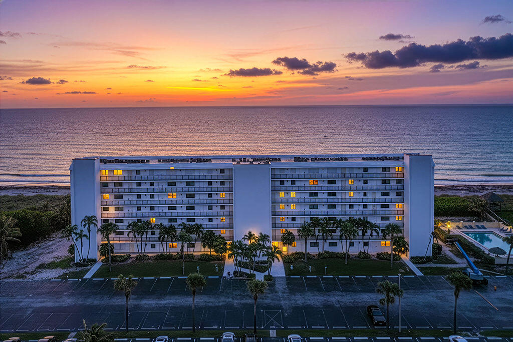 10102 S Ocean Drive 204a — photo
