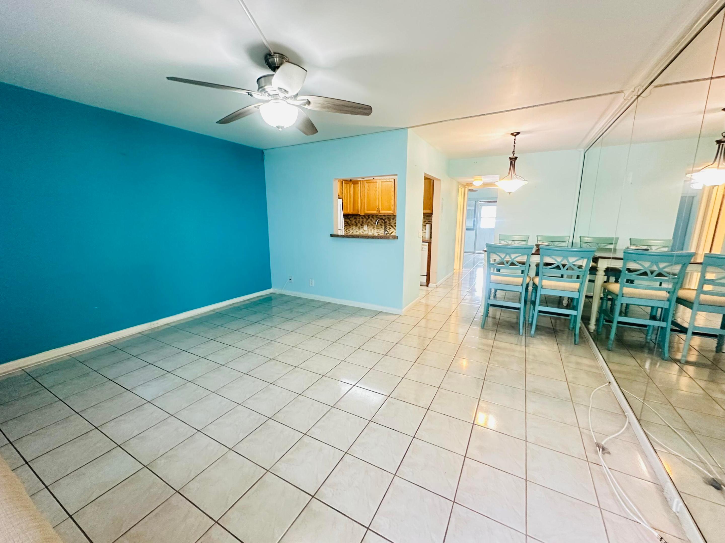 86 Markham E, Deerfield Beach, FL 33442 — photo 2