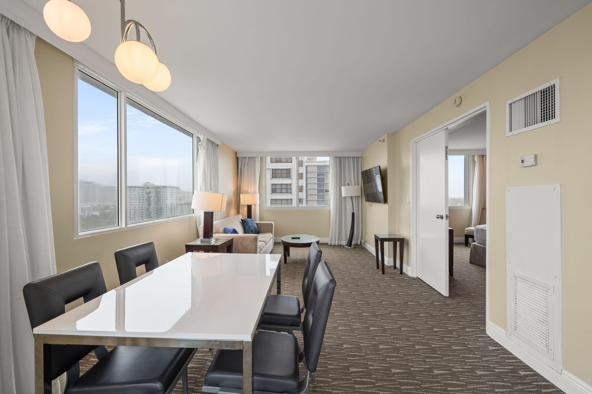 2670 E Sunrise Boulevard 1201 — photo