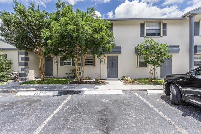 8327 Fairway Road 8327 — photo