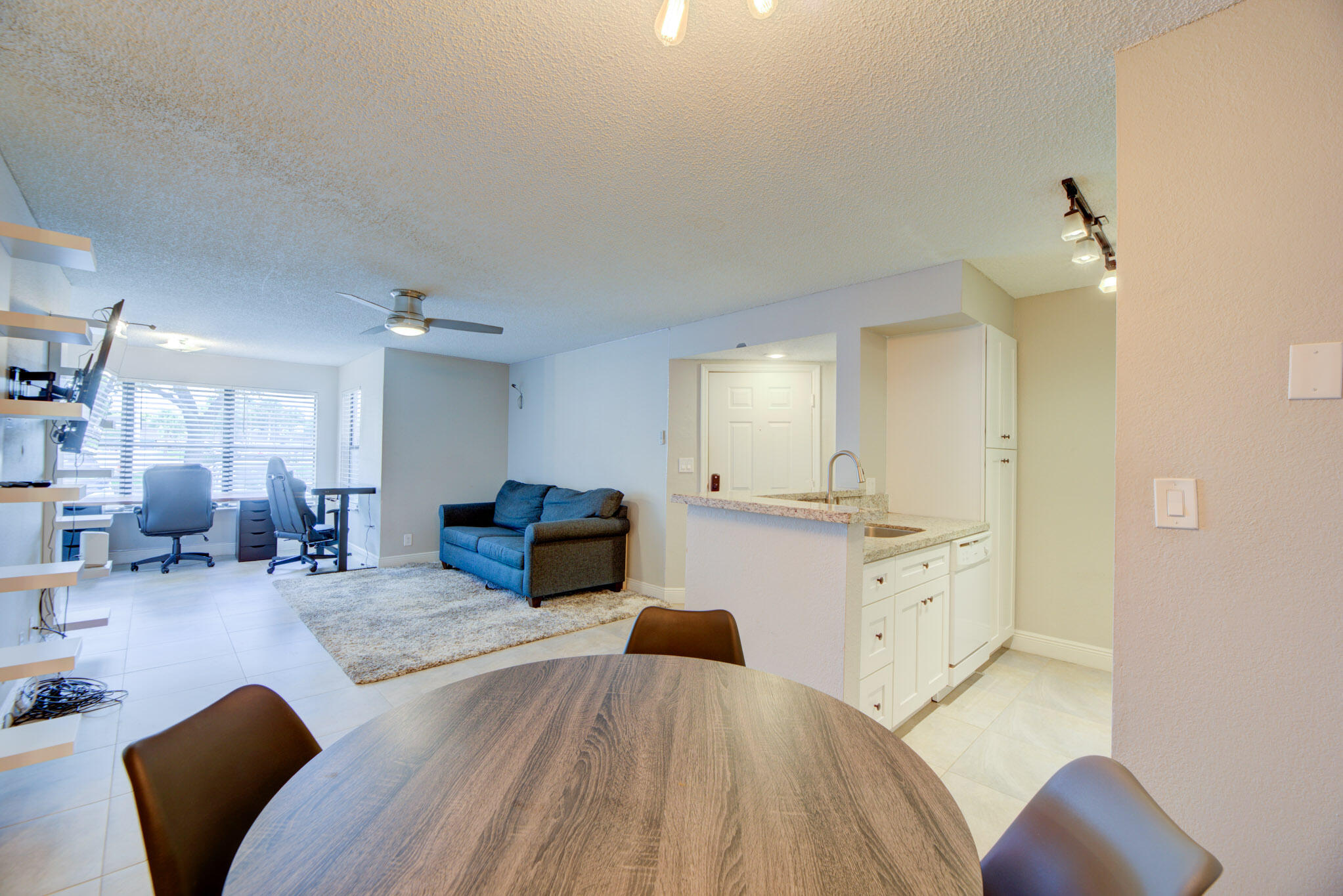 2900 S University Drive 9104 — photo