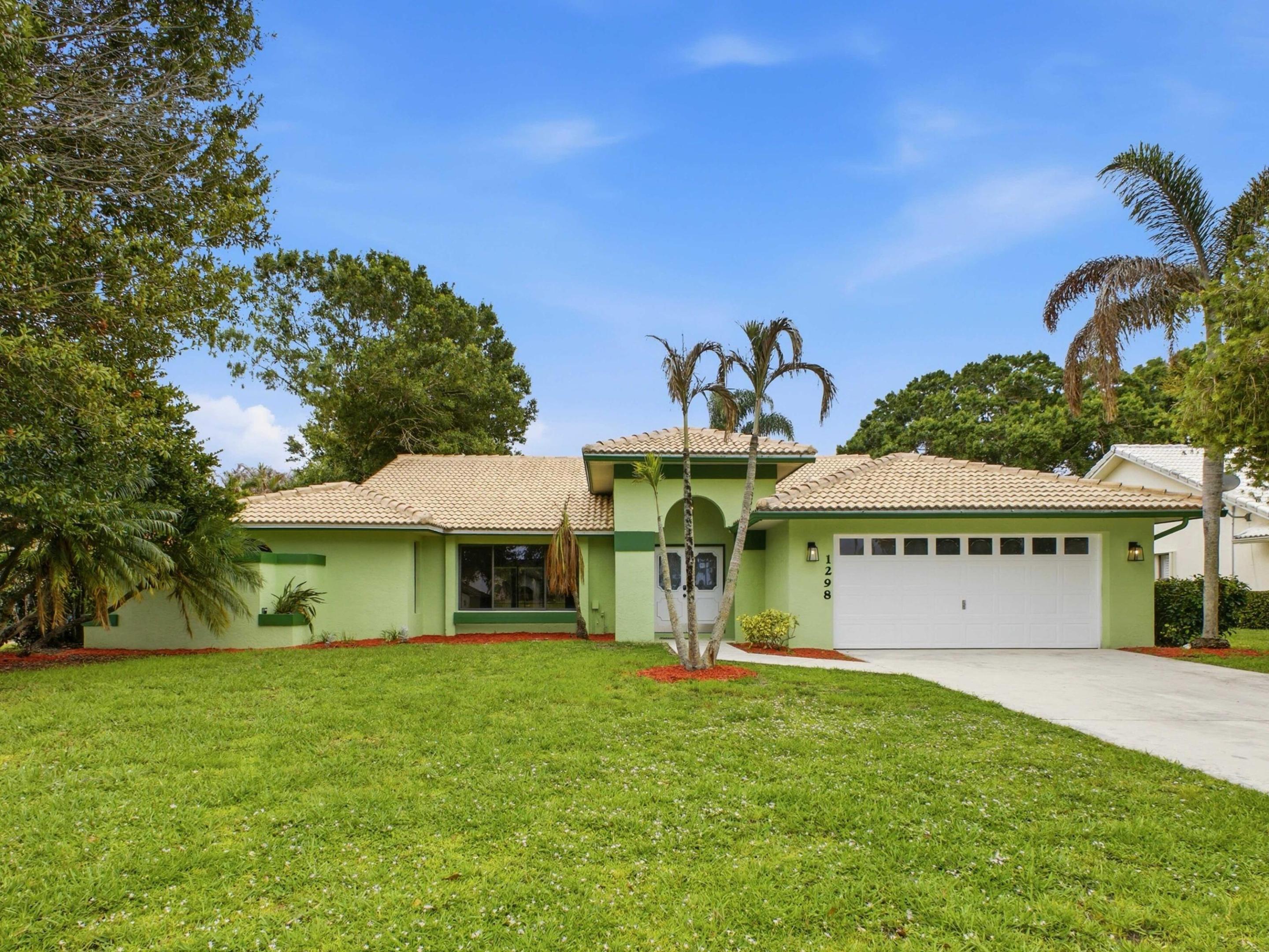 1298 SW Cedar Cove — photo