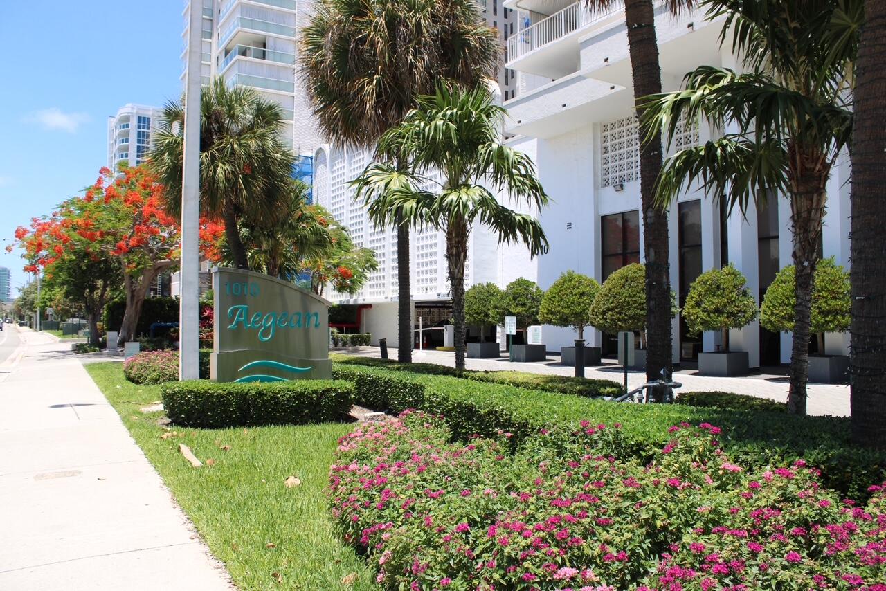 1010 S Ocean Boulevard 1214 — photo