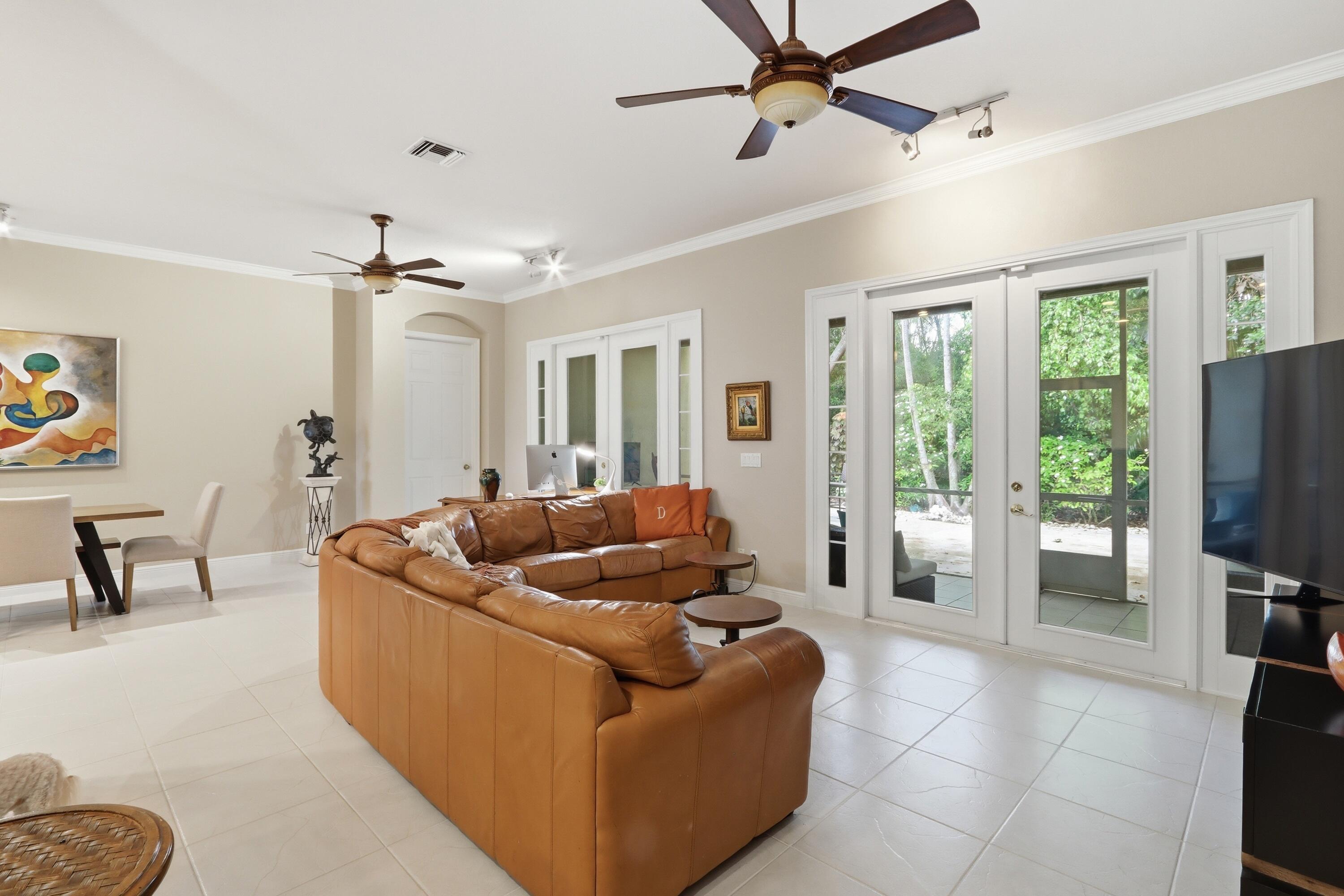 5677 Via De La Plata Circle — photo