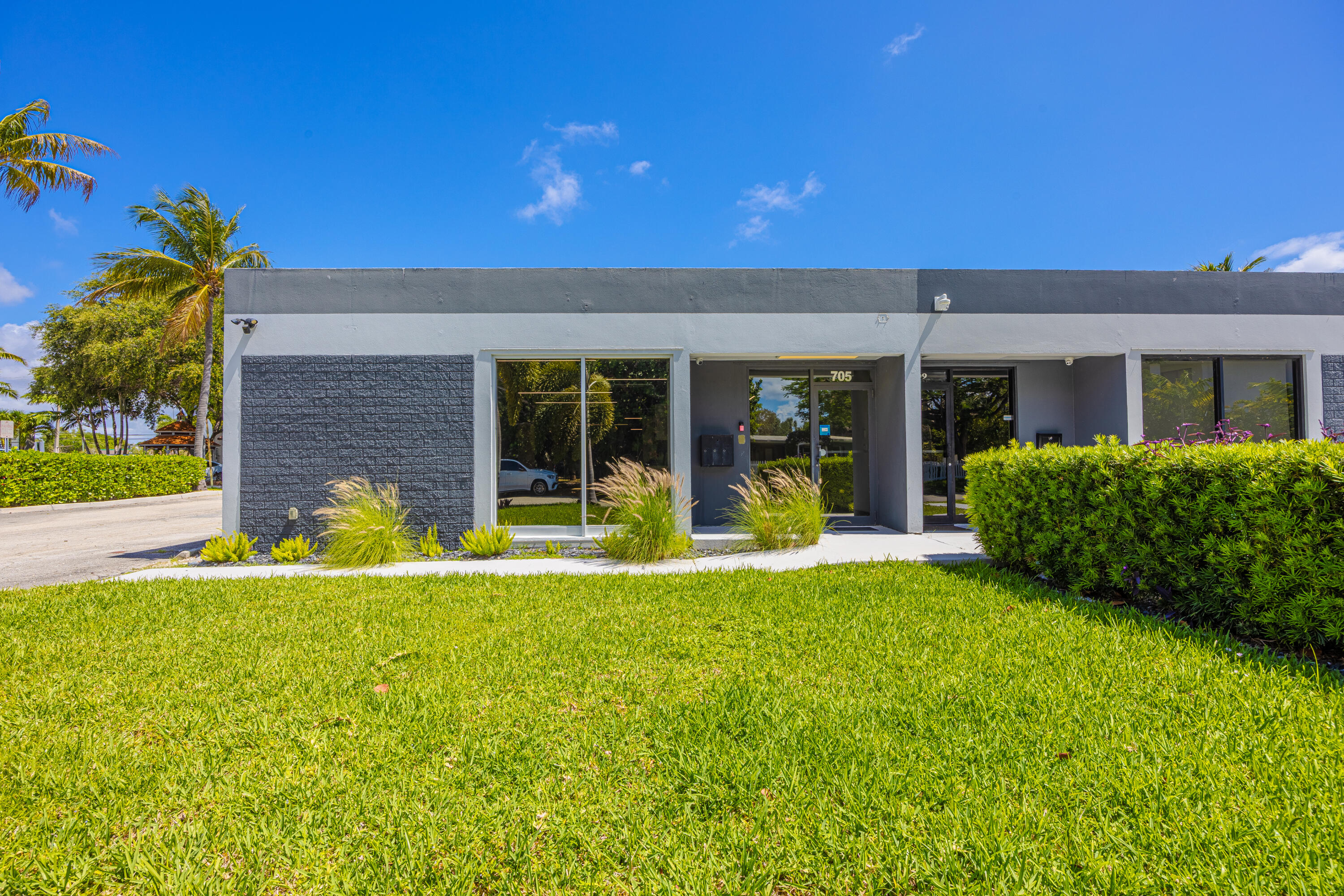 705 Bond Way, Delray Beach, FL — photo