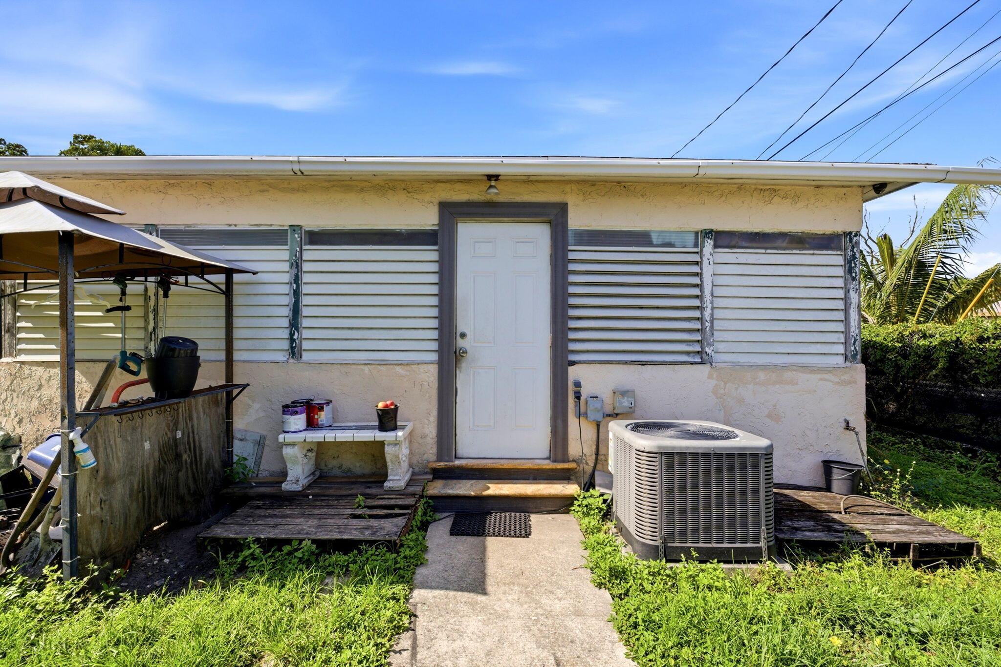 823 Doctor Martin Luther King Junior Boulevard 823 — photo